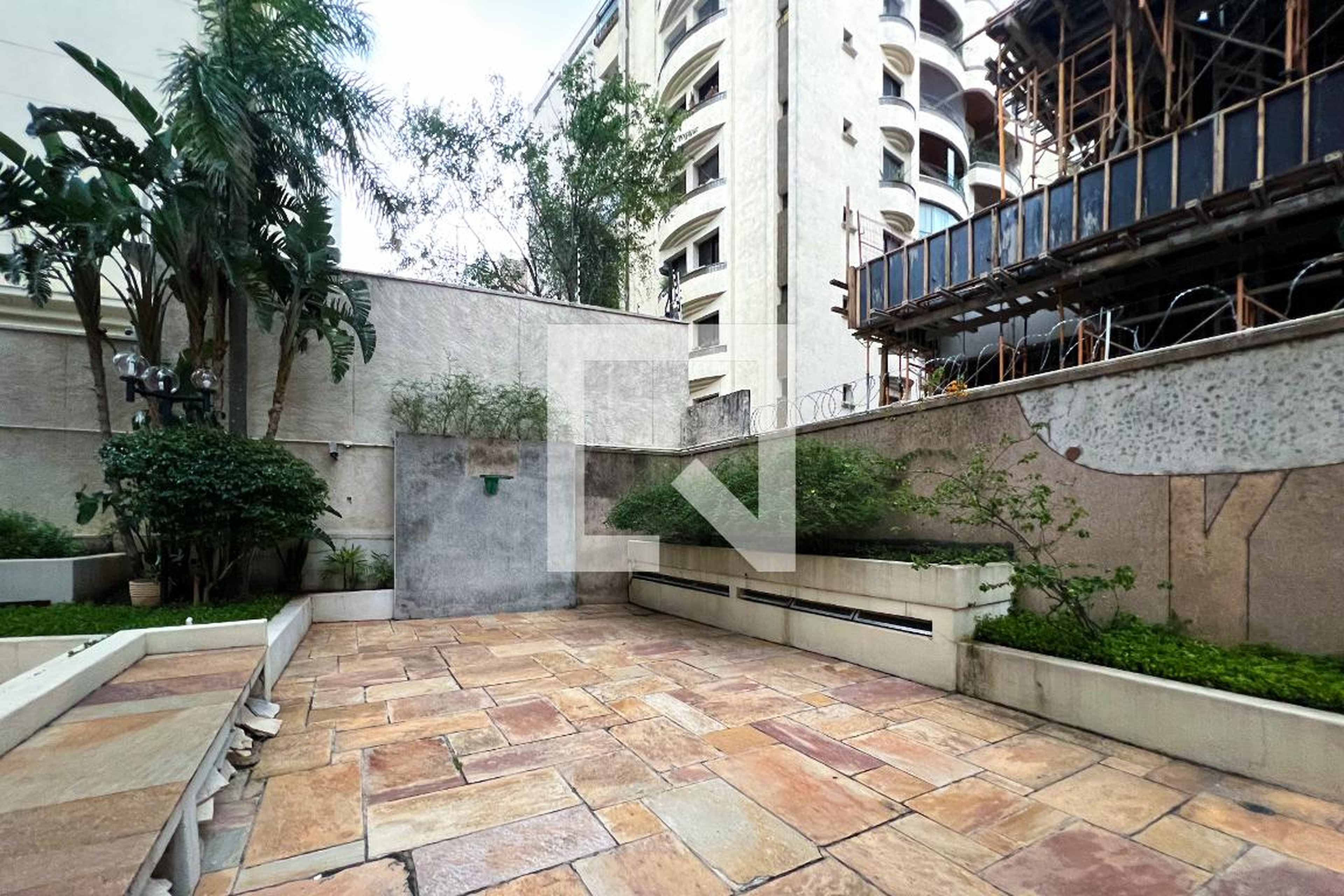 Área externa - Neper