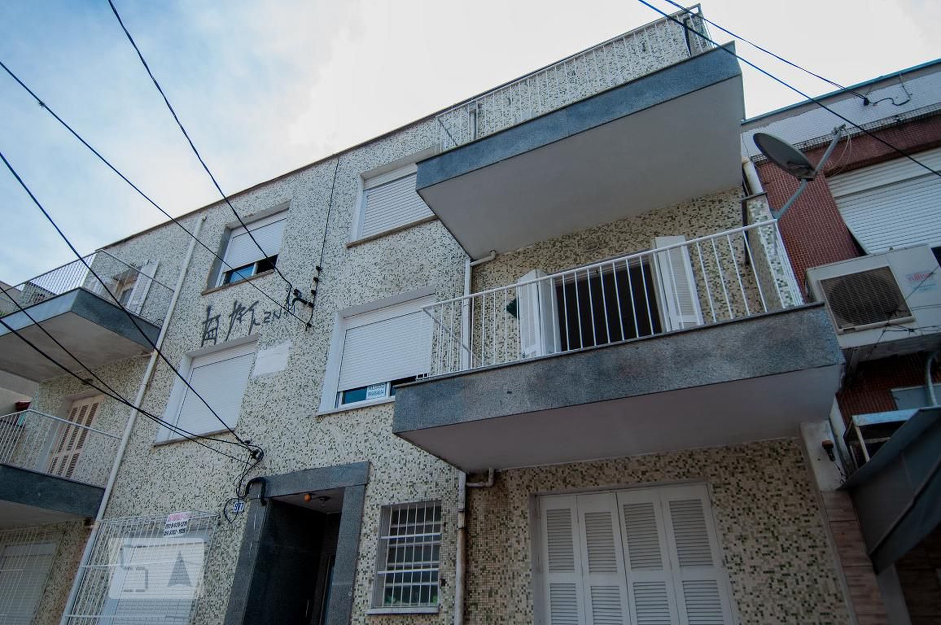 Fachada Condomínio em Rua Coronel Feijó, 977