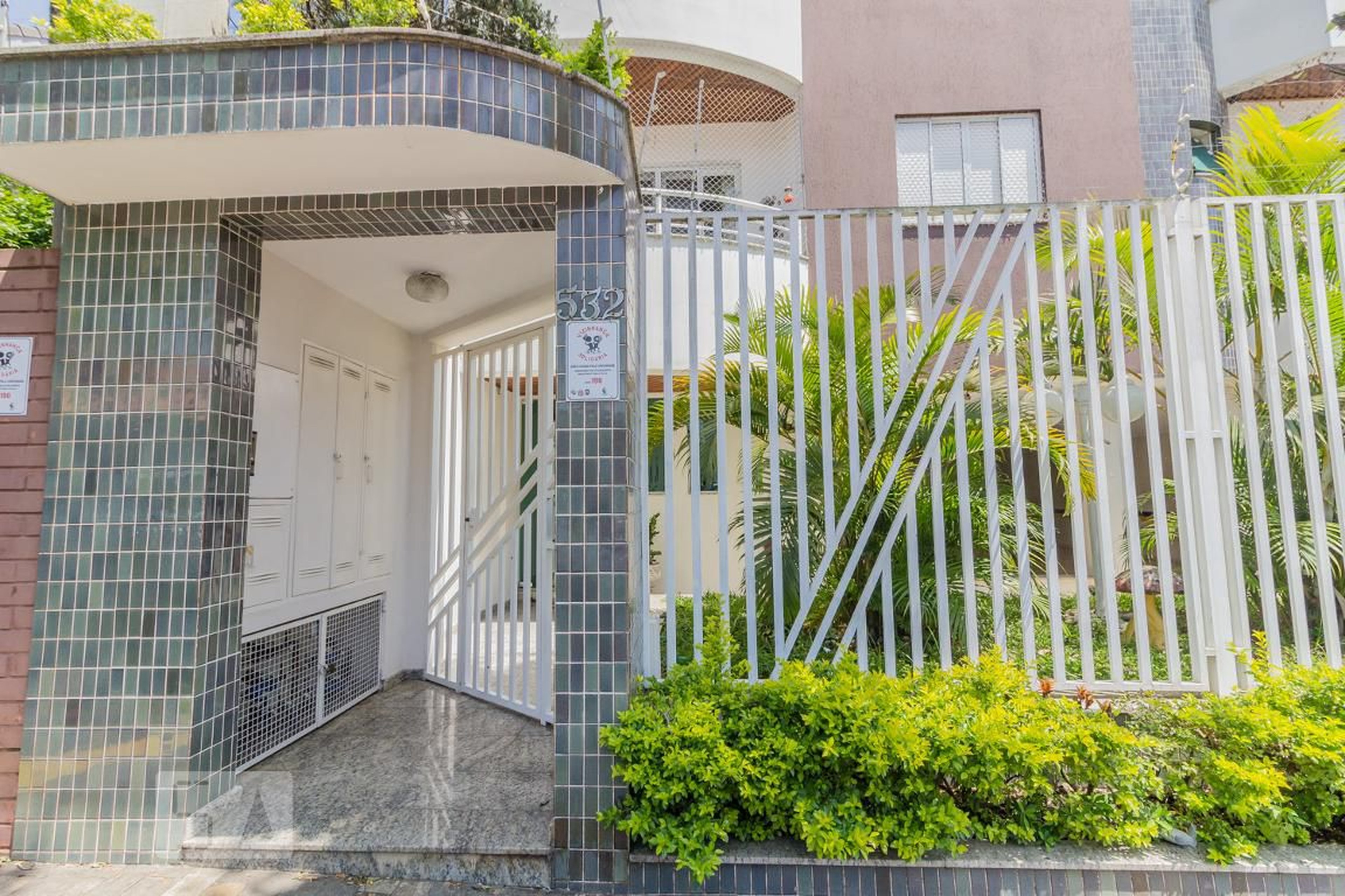 Fachada Condomínio em Rua General Canavarro, 532