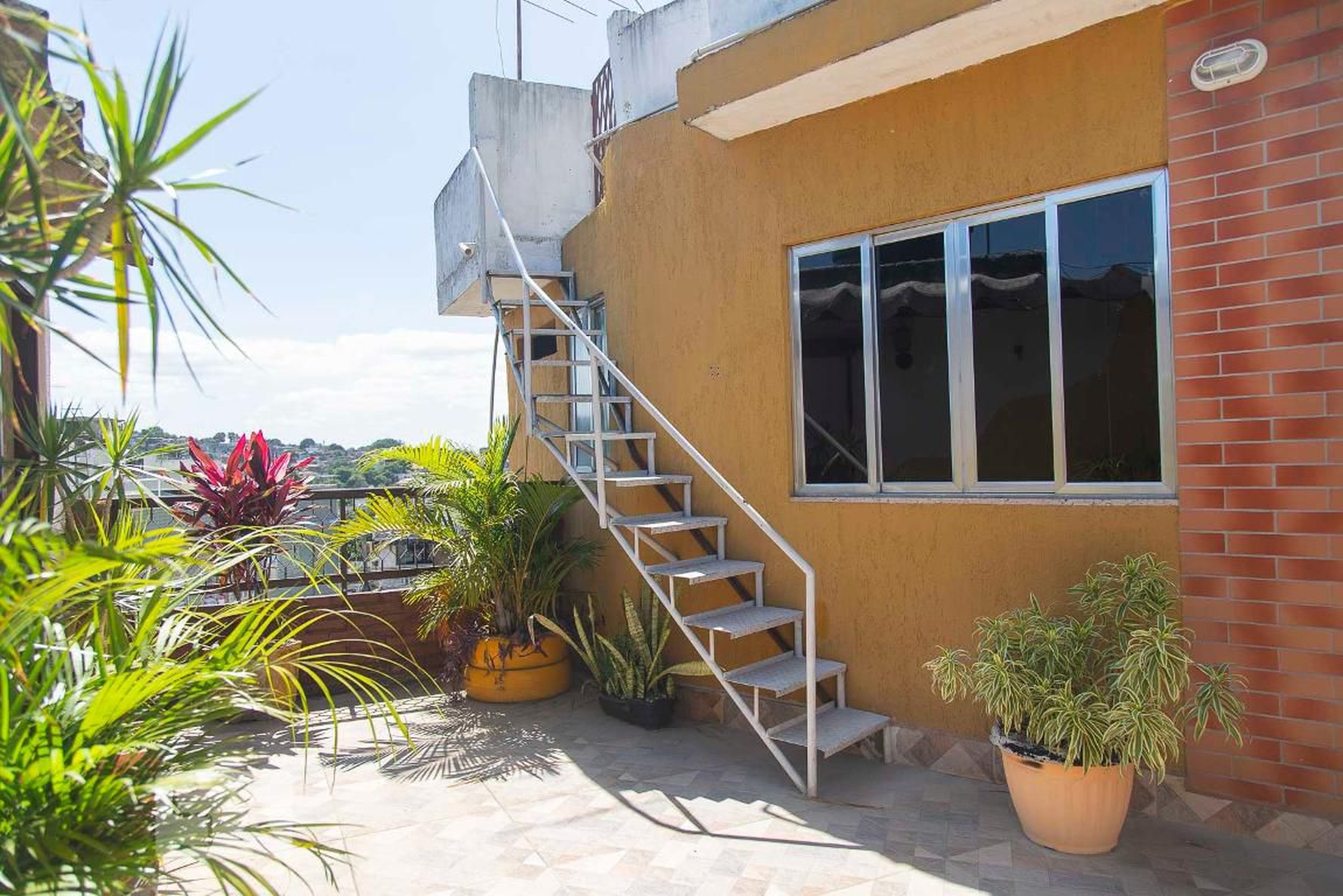 área comum Condomínio em Rua Hugo Leal, 04