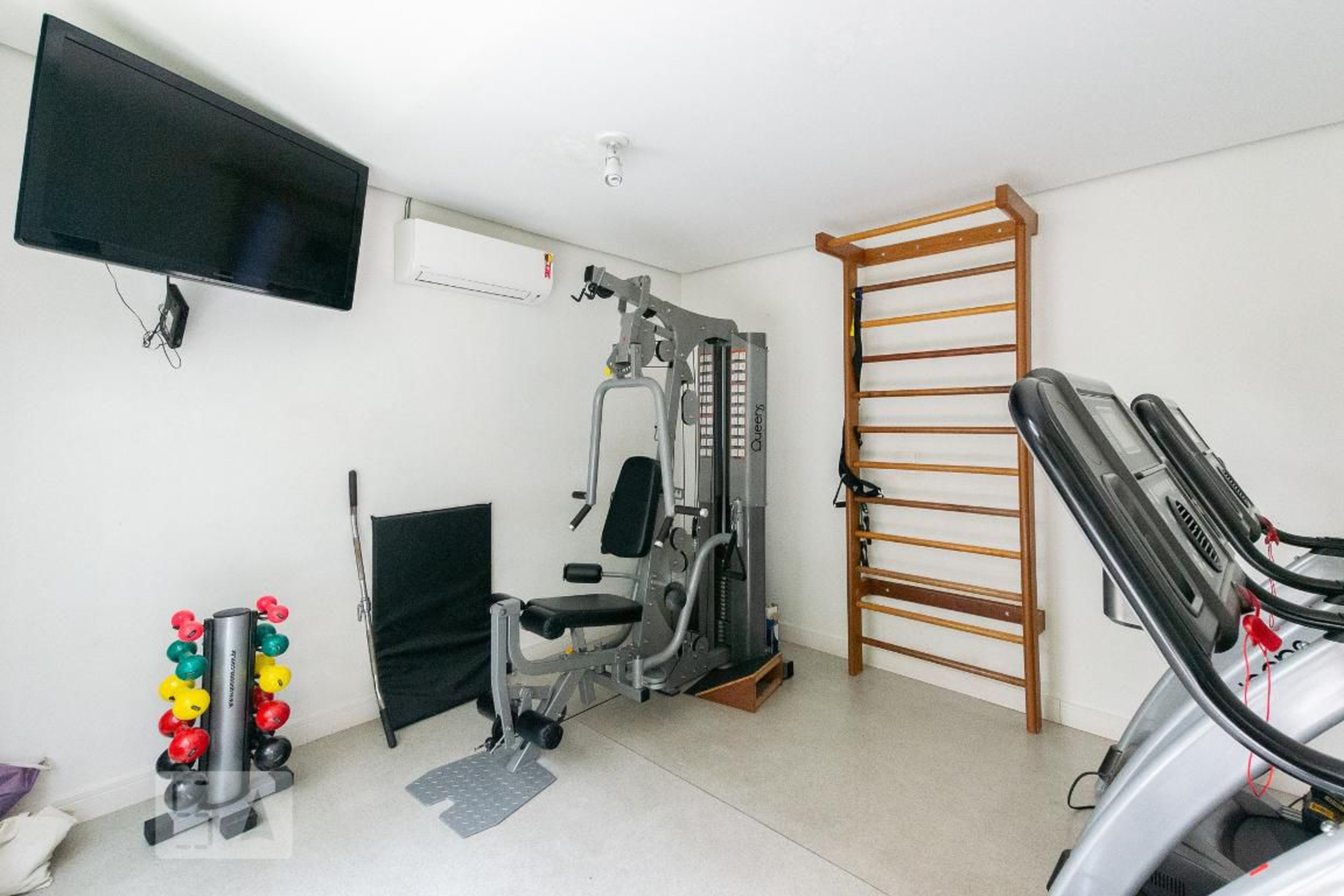 Academia - Edifício Boulevard Ille de La Cite