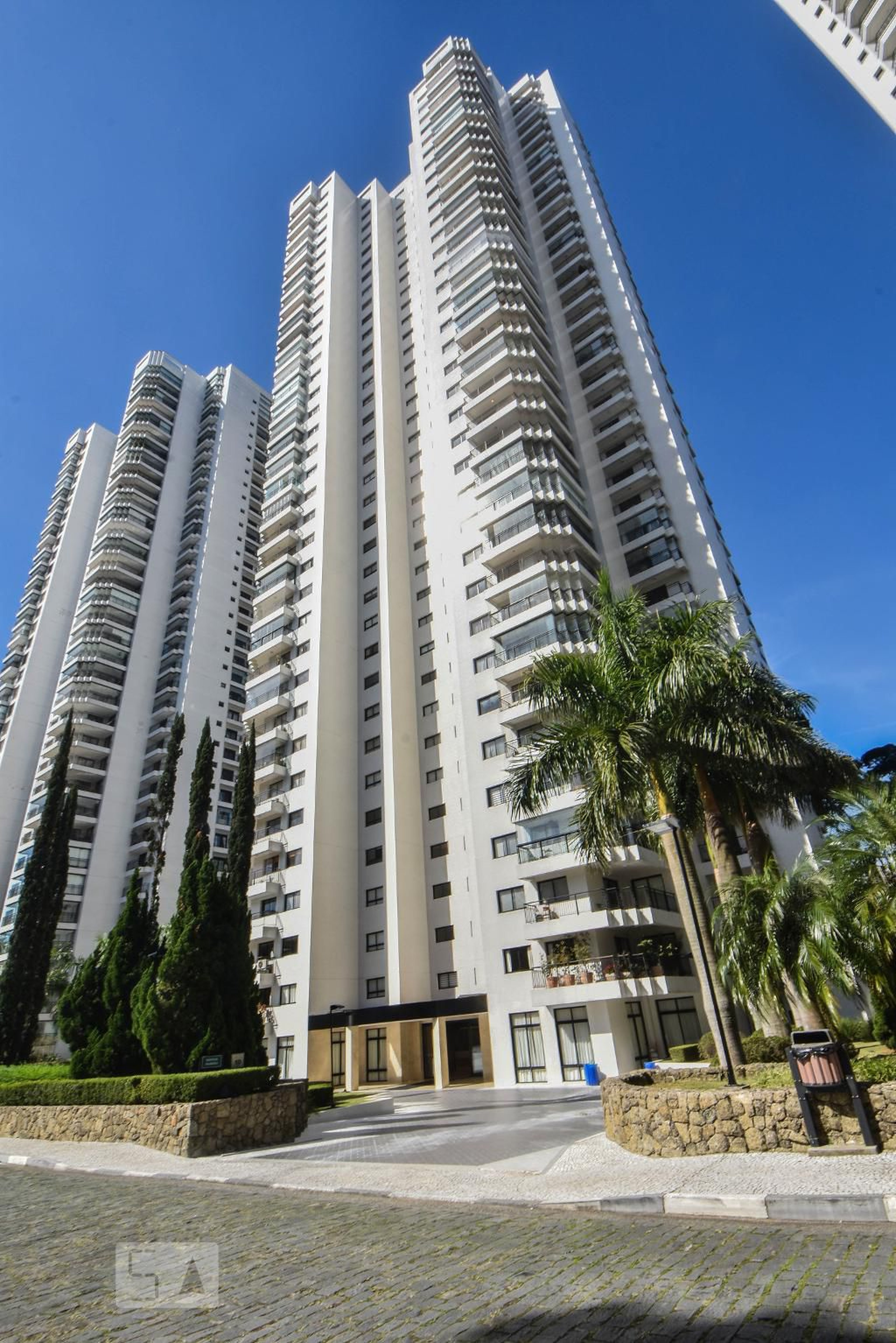 Prédio Condomínio Reserva Casa Grande