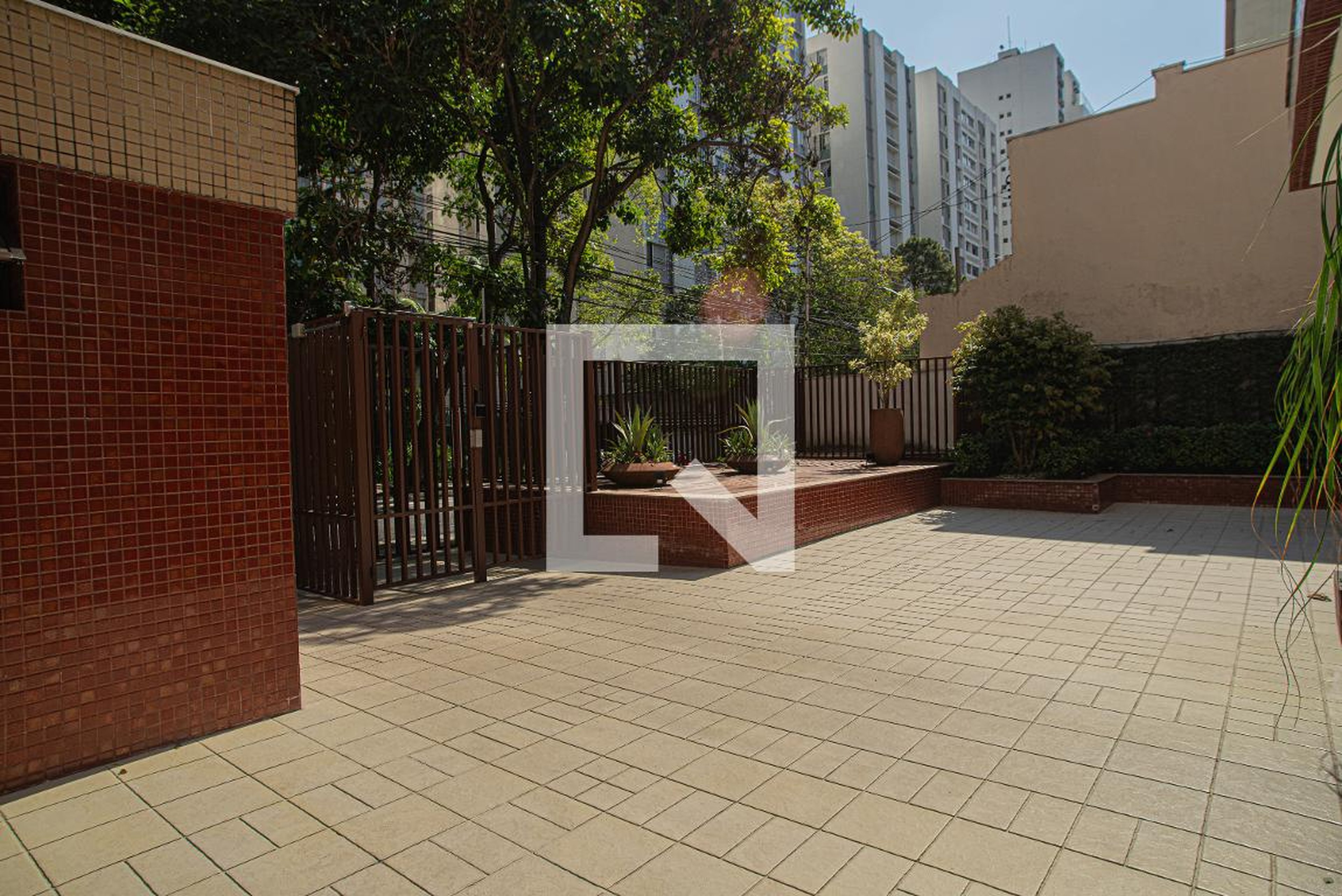 Entrada - Edifício Bretagne Appartements