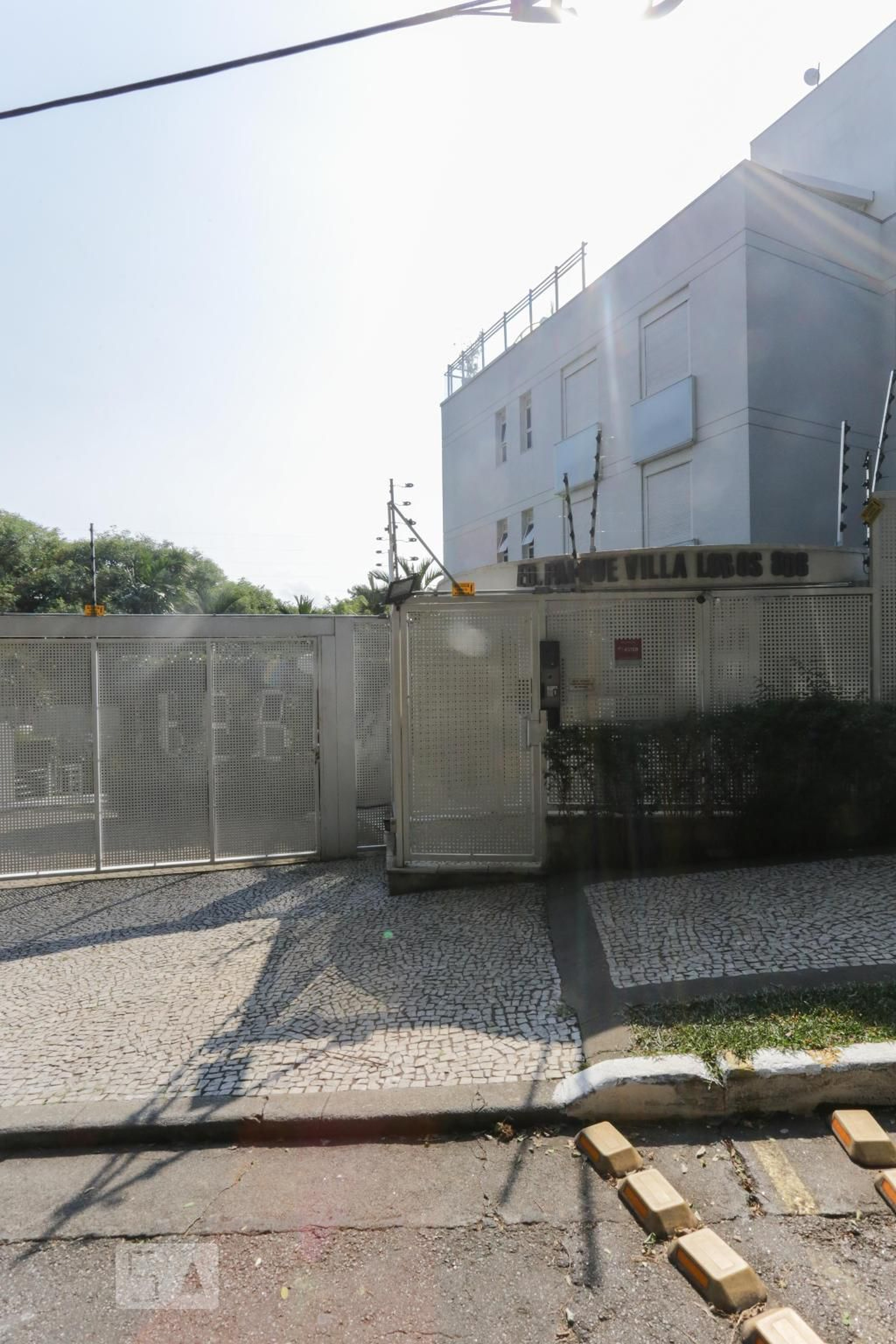 Fachada Condomínio Parque Villa Lobos