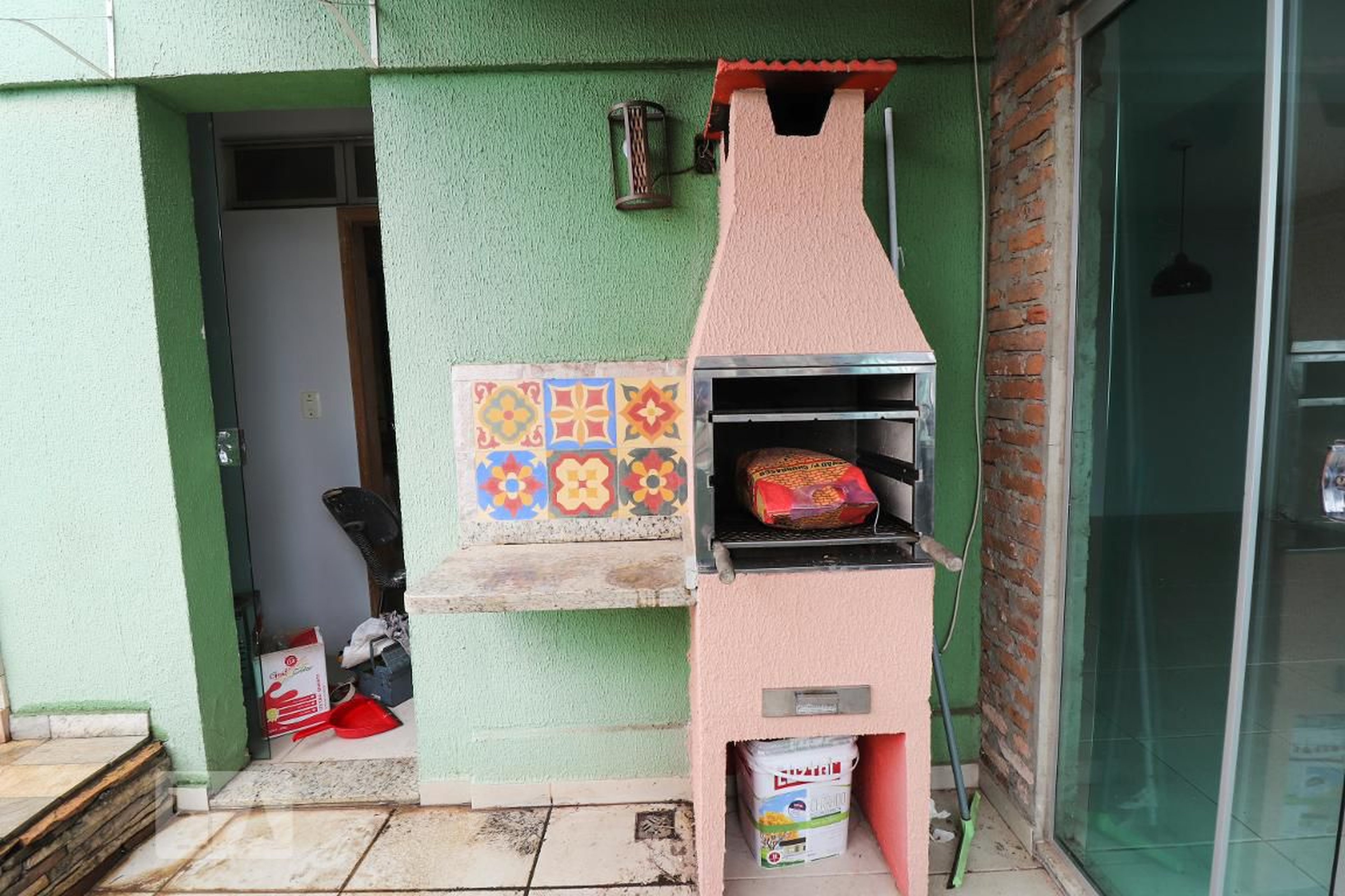 Churrasqueira - Res. Raisa