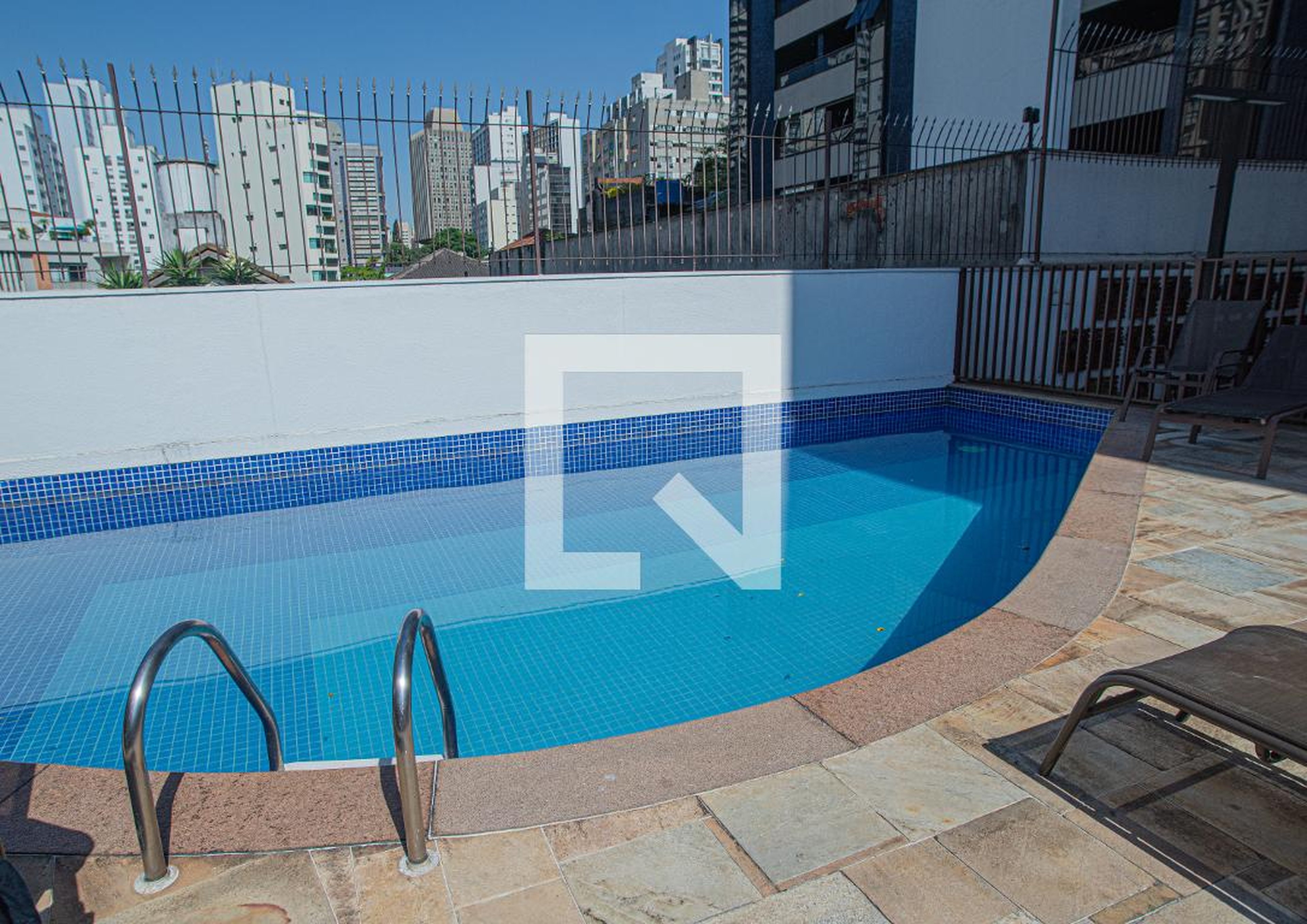 Piscina - Edifício Bretagne Appartements