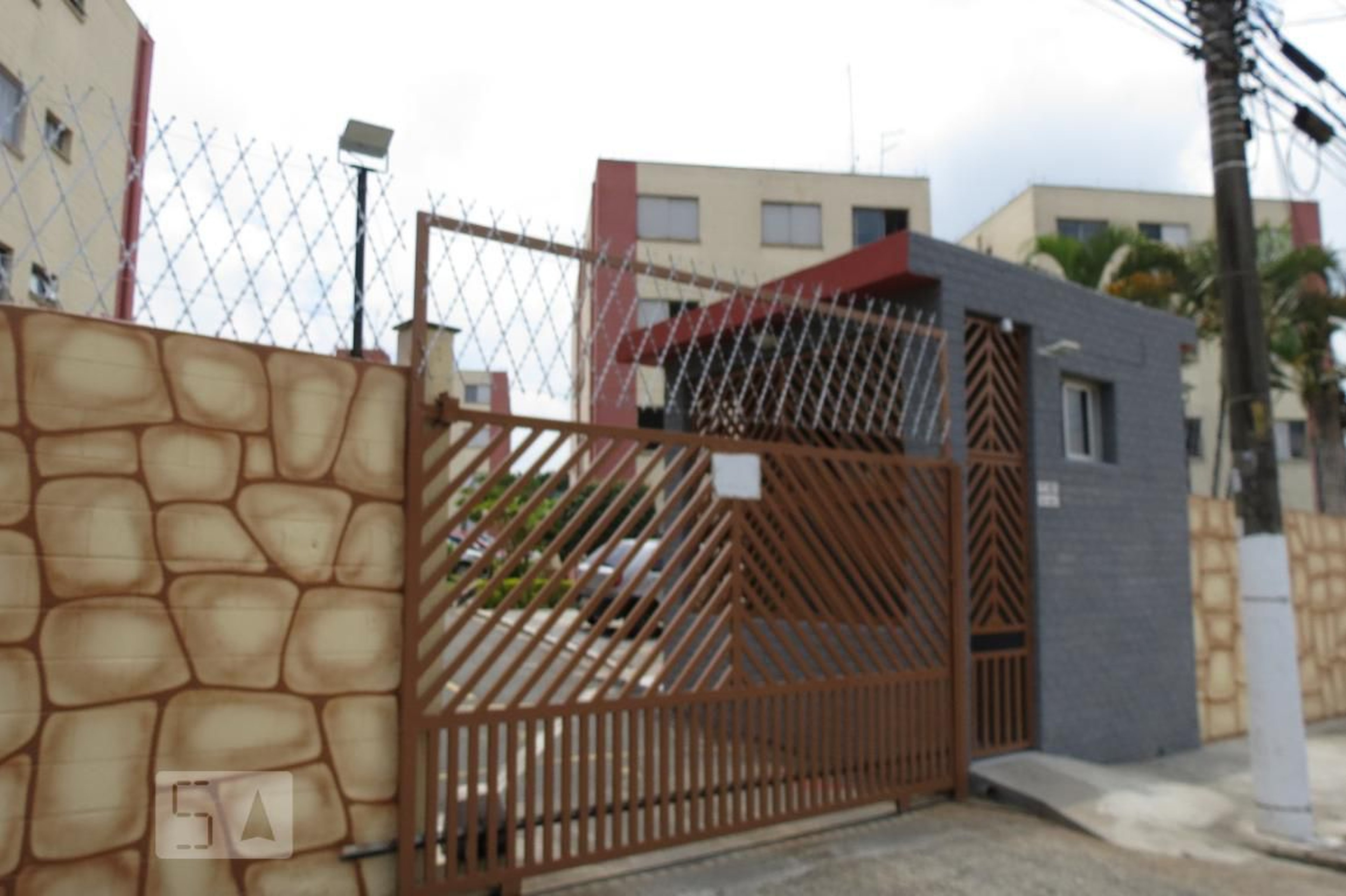 Fachada do Condomínio Residencial Quitauna