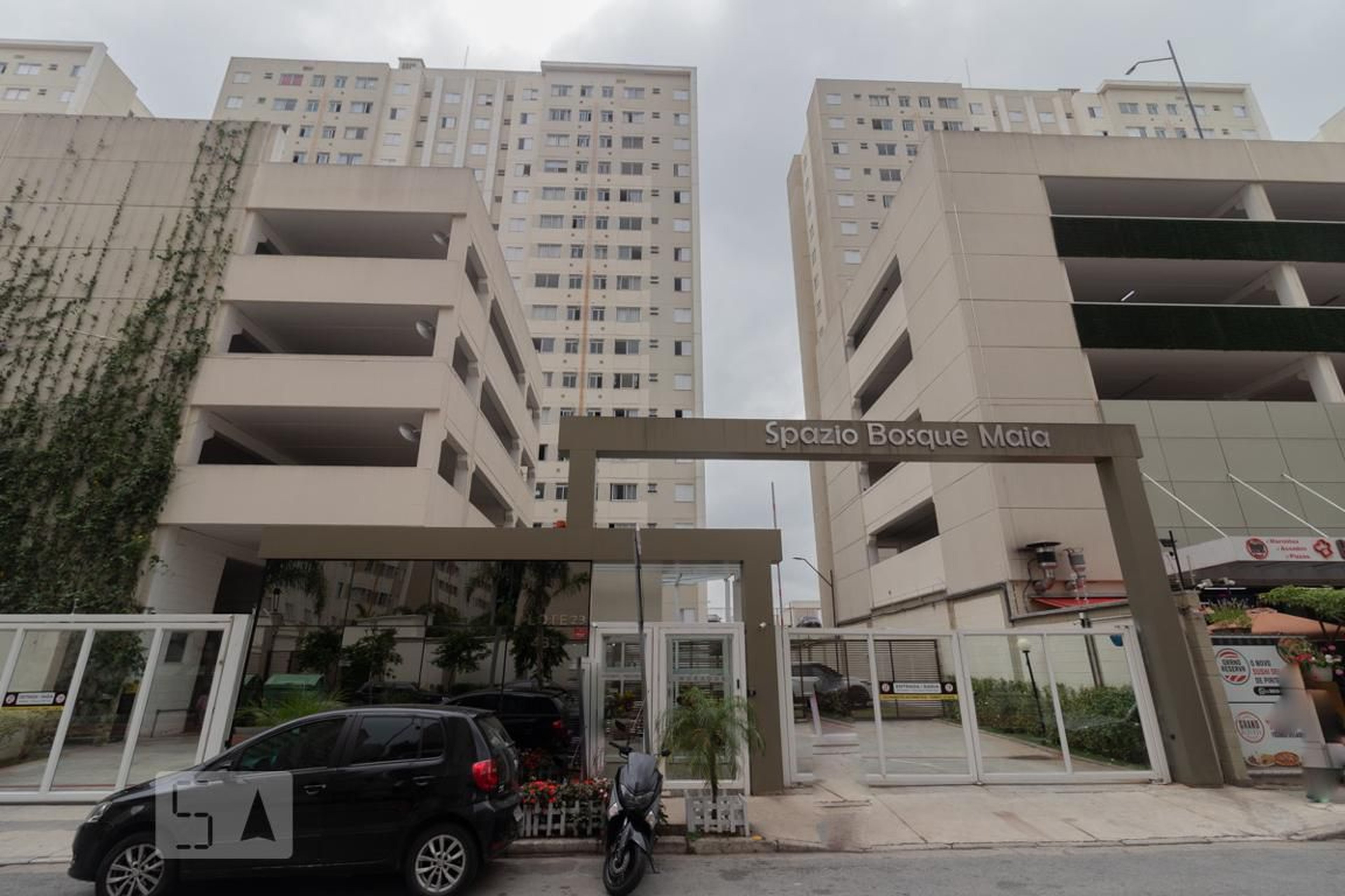 Fachada Condomínio Bosque Maia