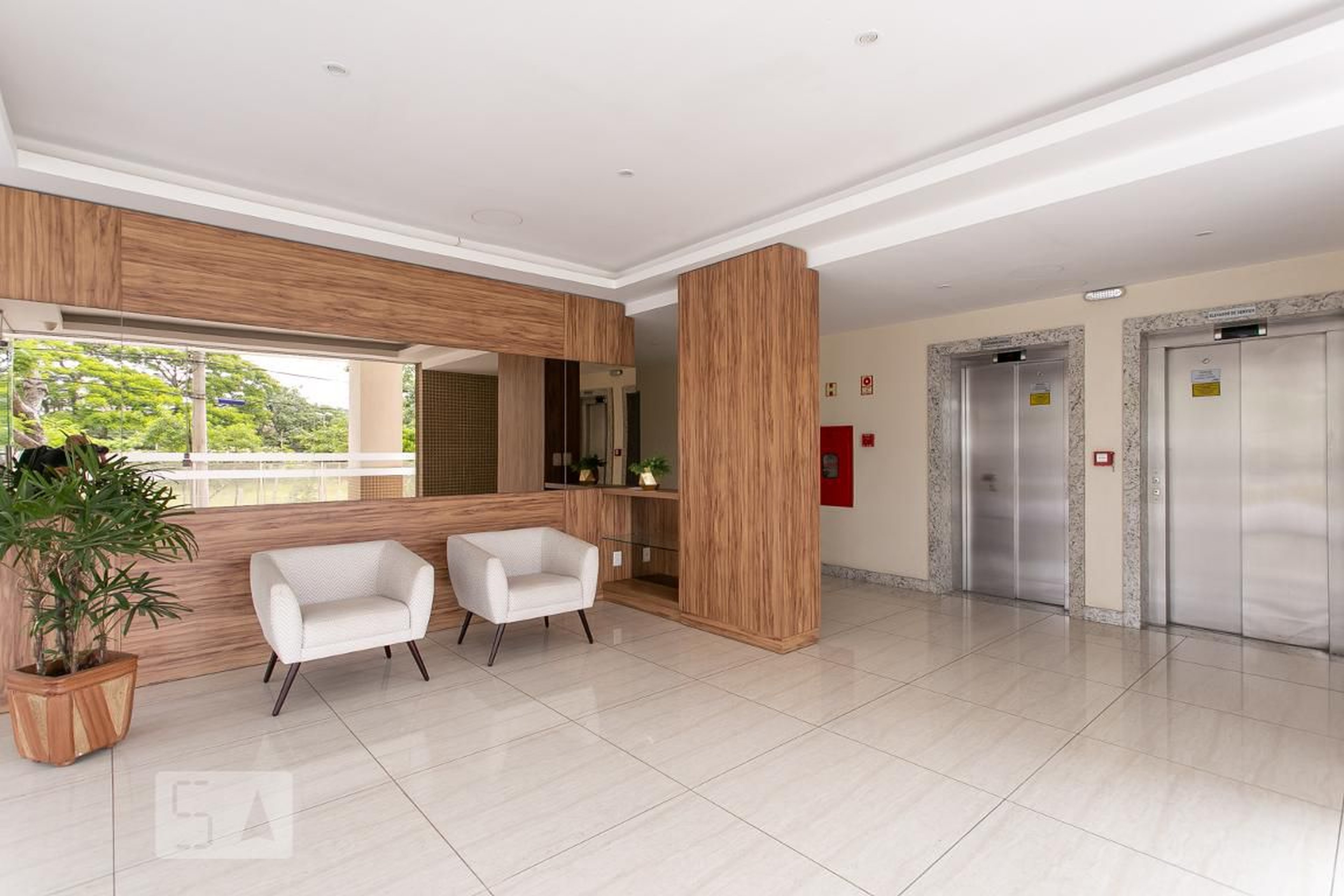 Hall de Entrada - Edifício Solar da Praça