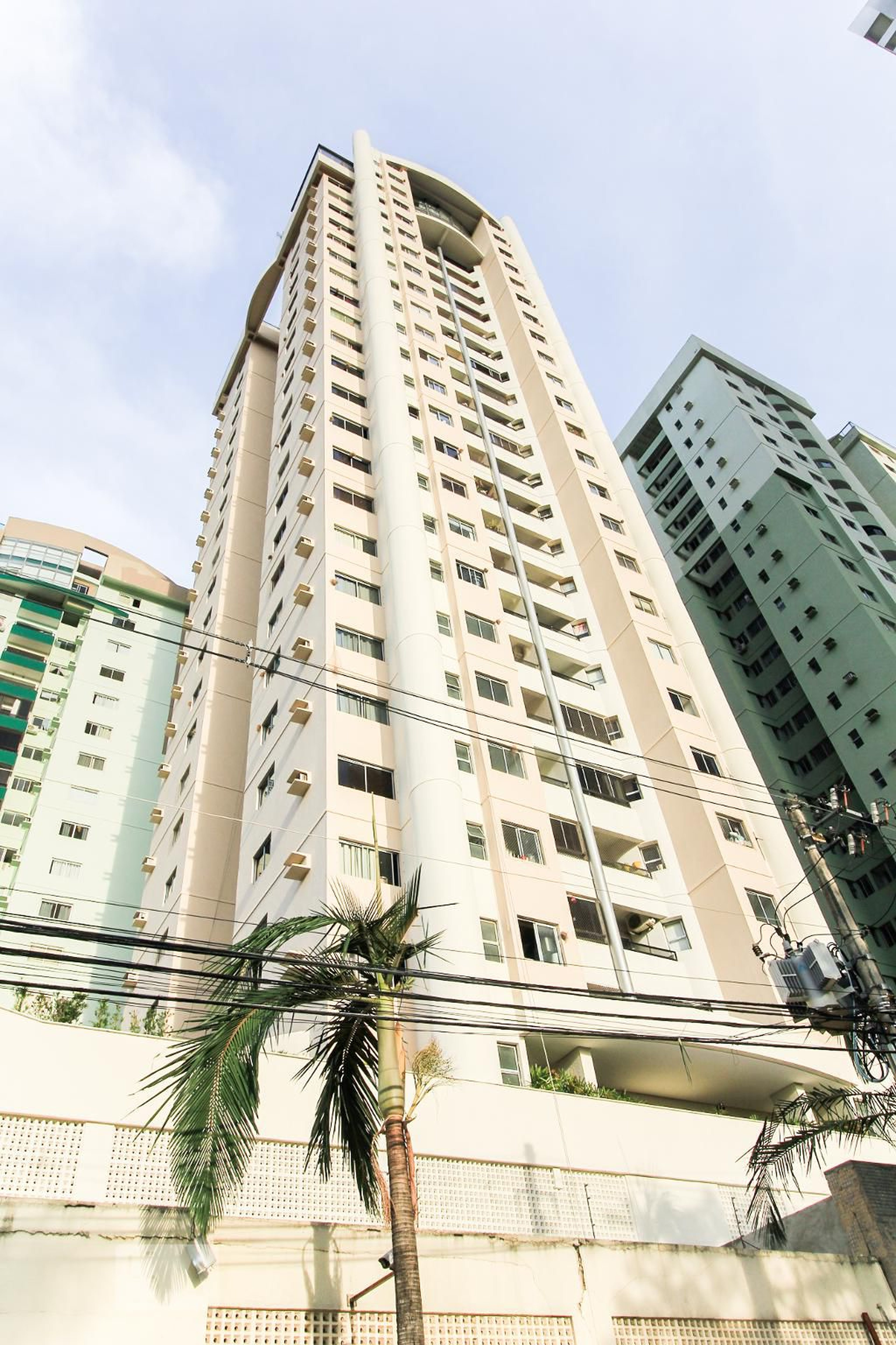 Fachada do Prédio Condomínio Riviera Dei Fiori