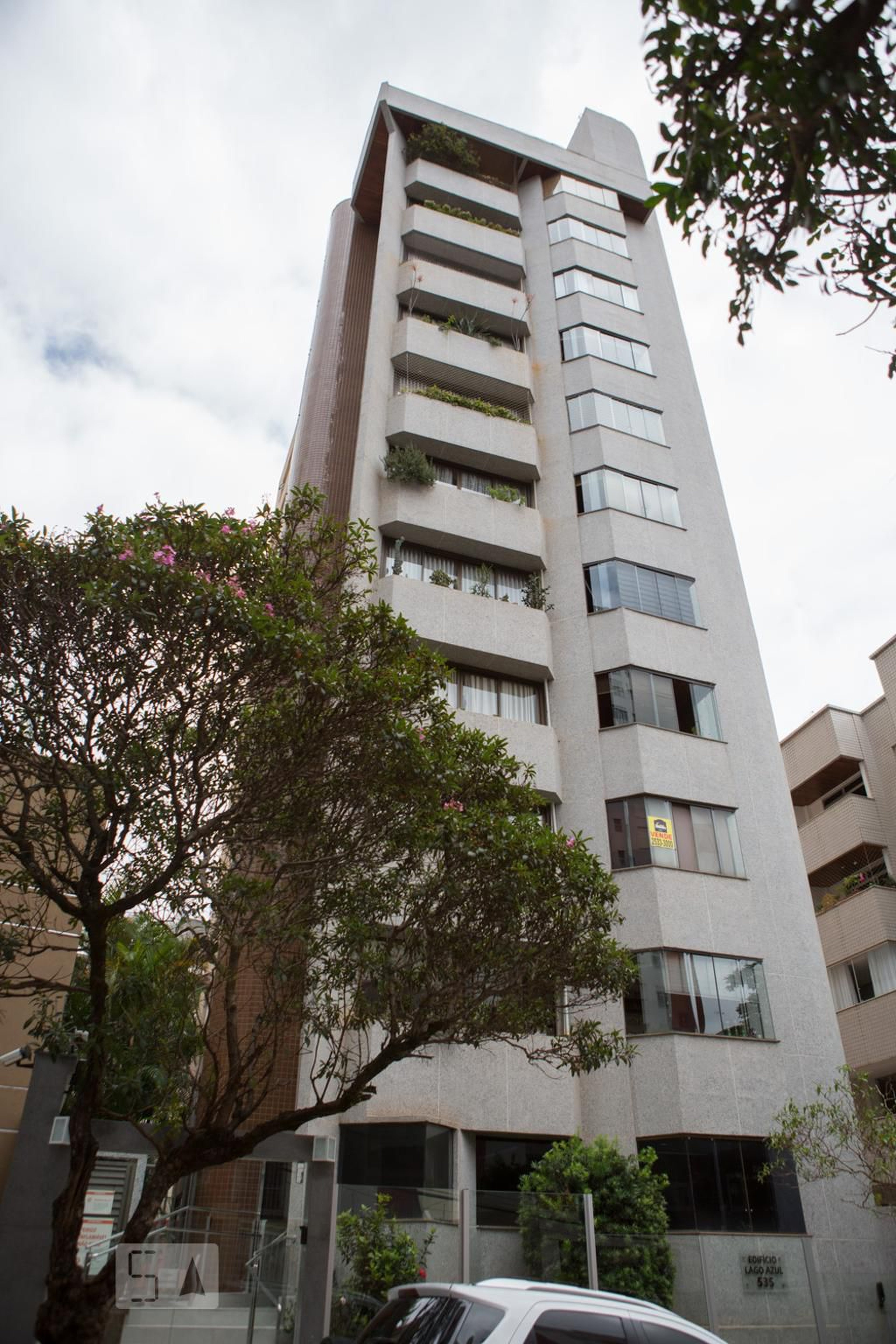 Fachada Edifício Lago Azul