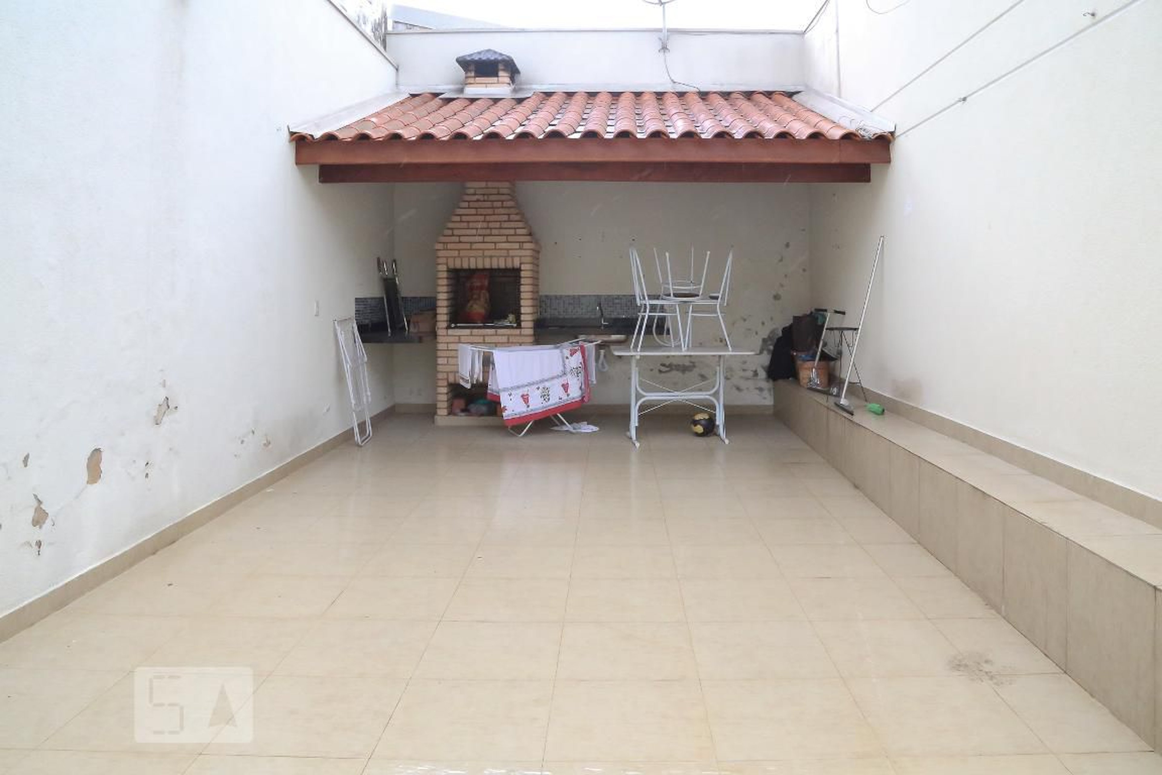 Churrasqueira Condomínio em Rua Manuel Fernandes, 69