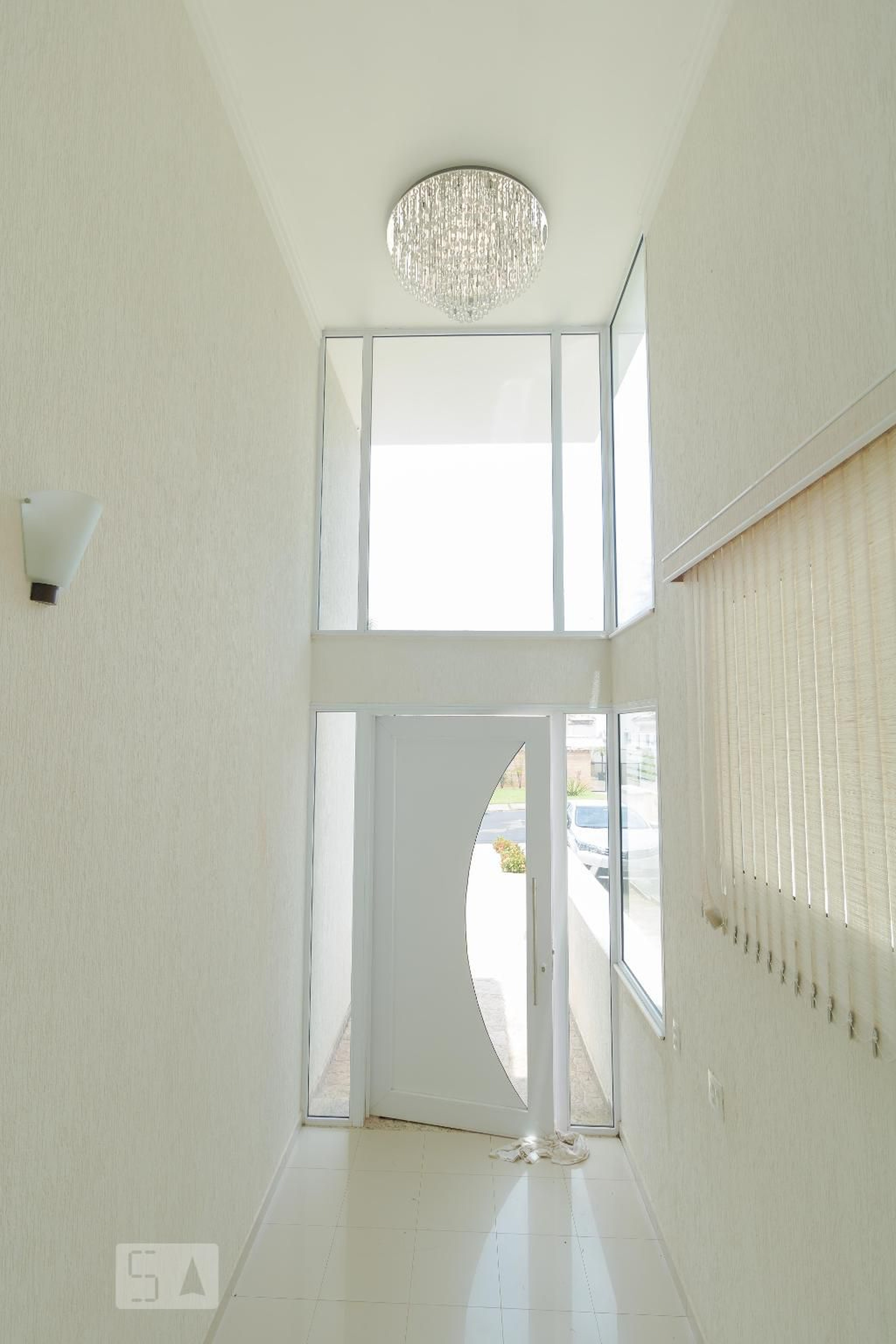 Hall de Entrada Condomínio em Rua Bacabá, 107