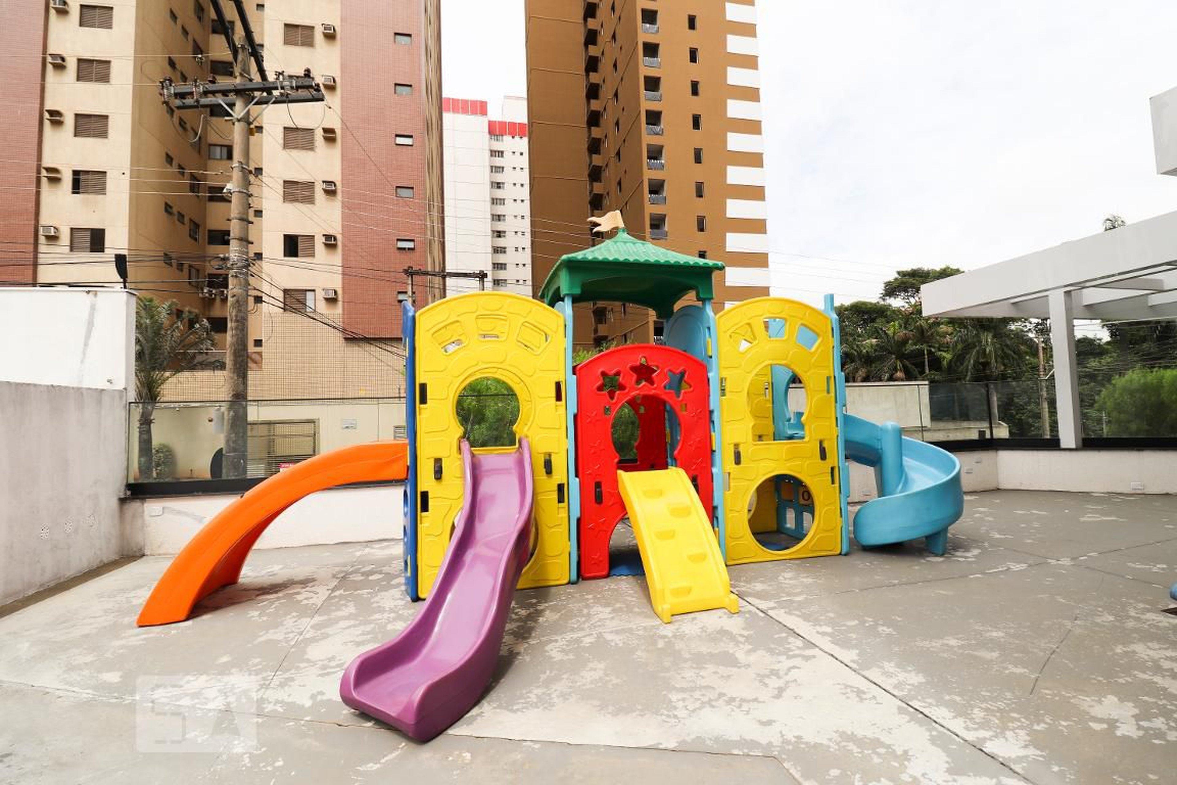 Playground - Edifício Antônio Poteiro
