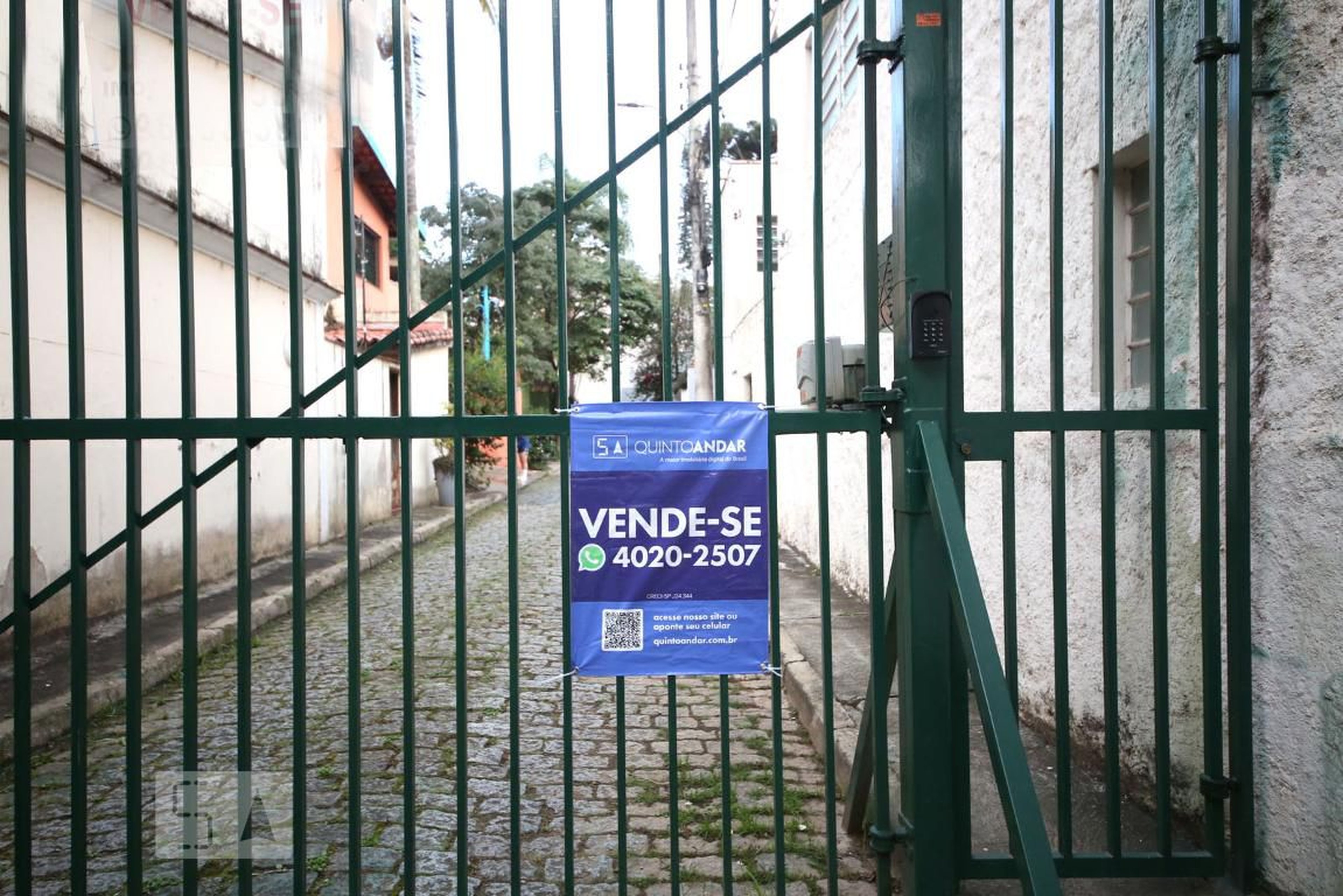 Entrada Condomínio em Rua Irmã Haydêe Ribeiro, 890