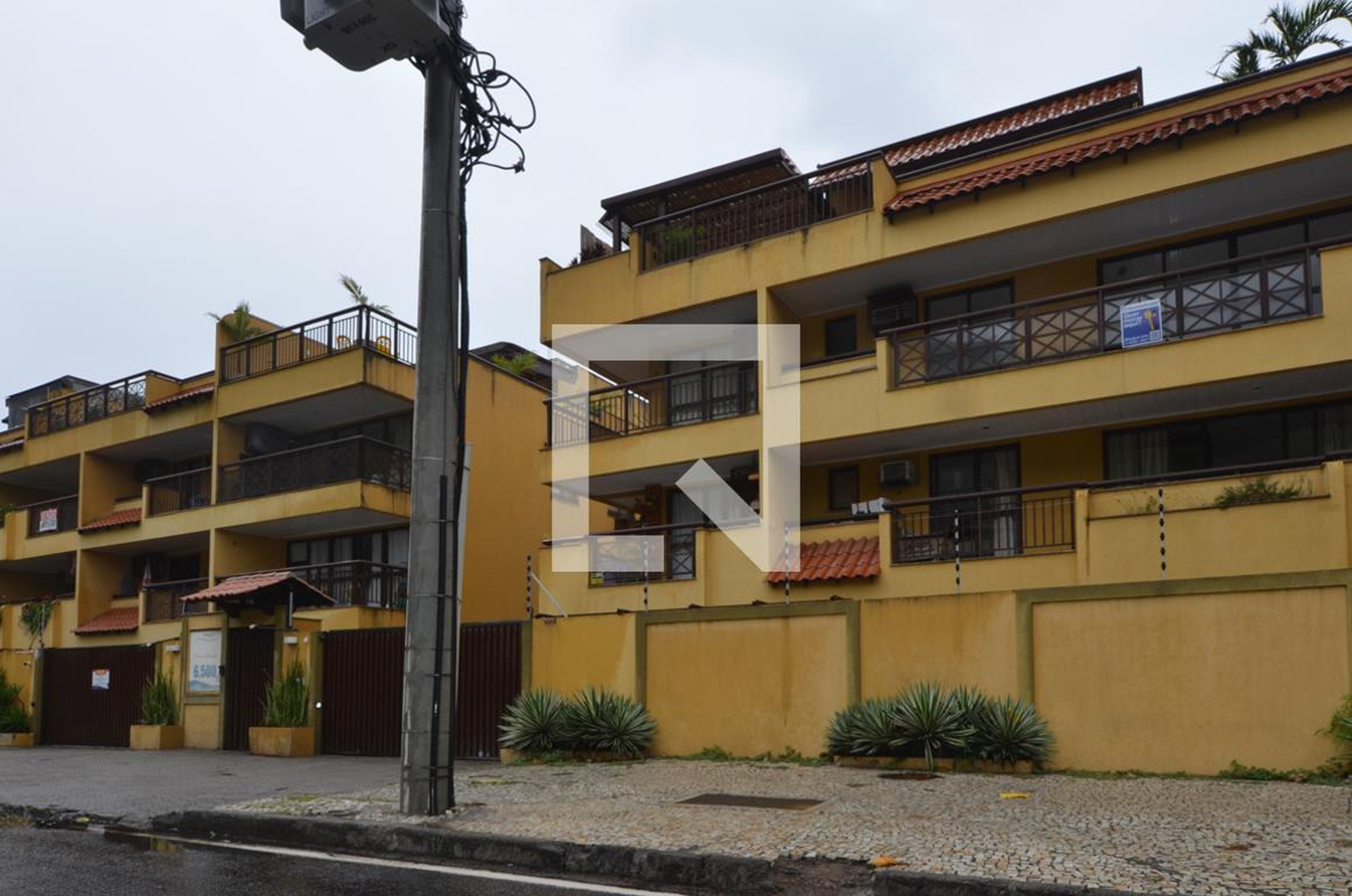 Fachada do Prédio Condomínio Villaggio Acquafina