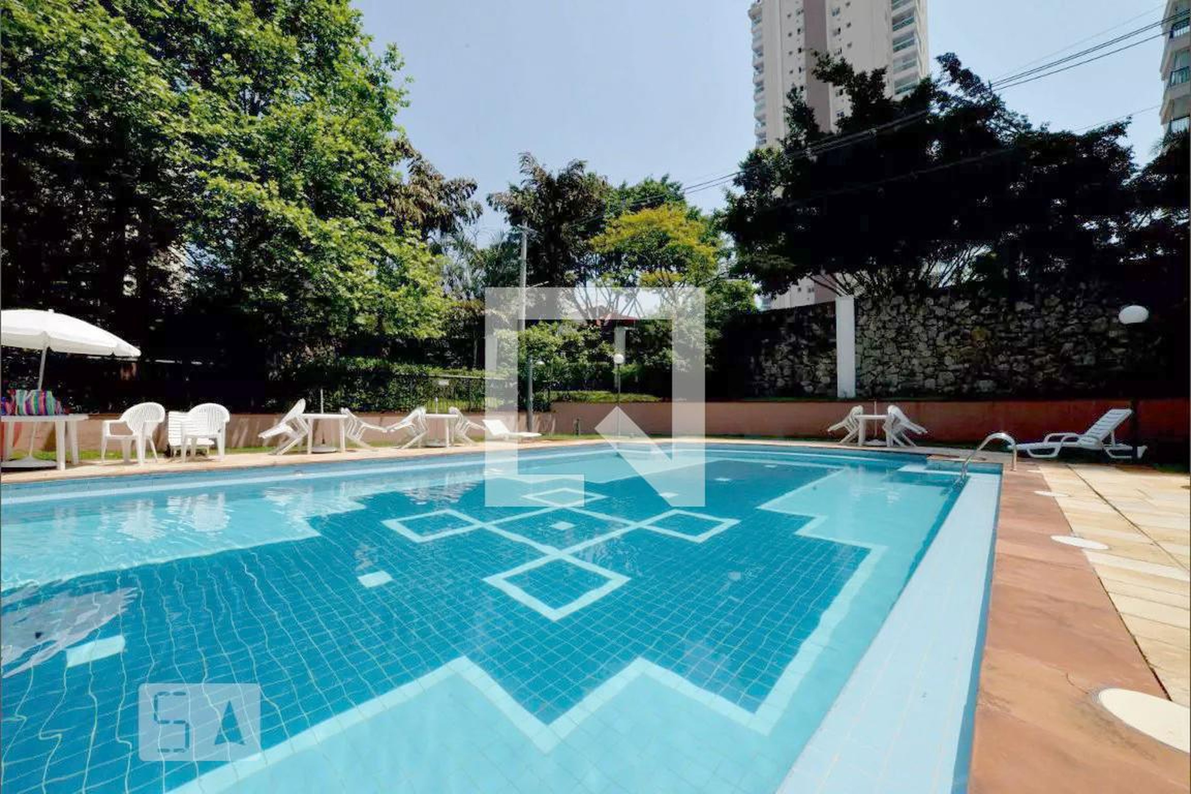 Piscina - Royal Klabin