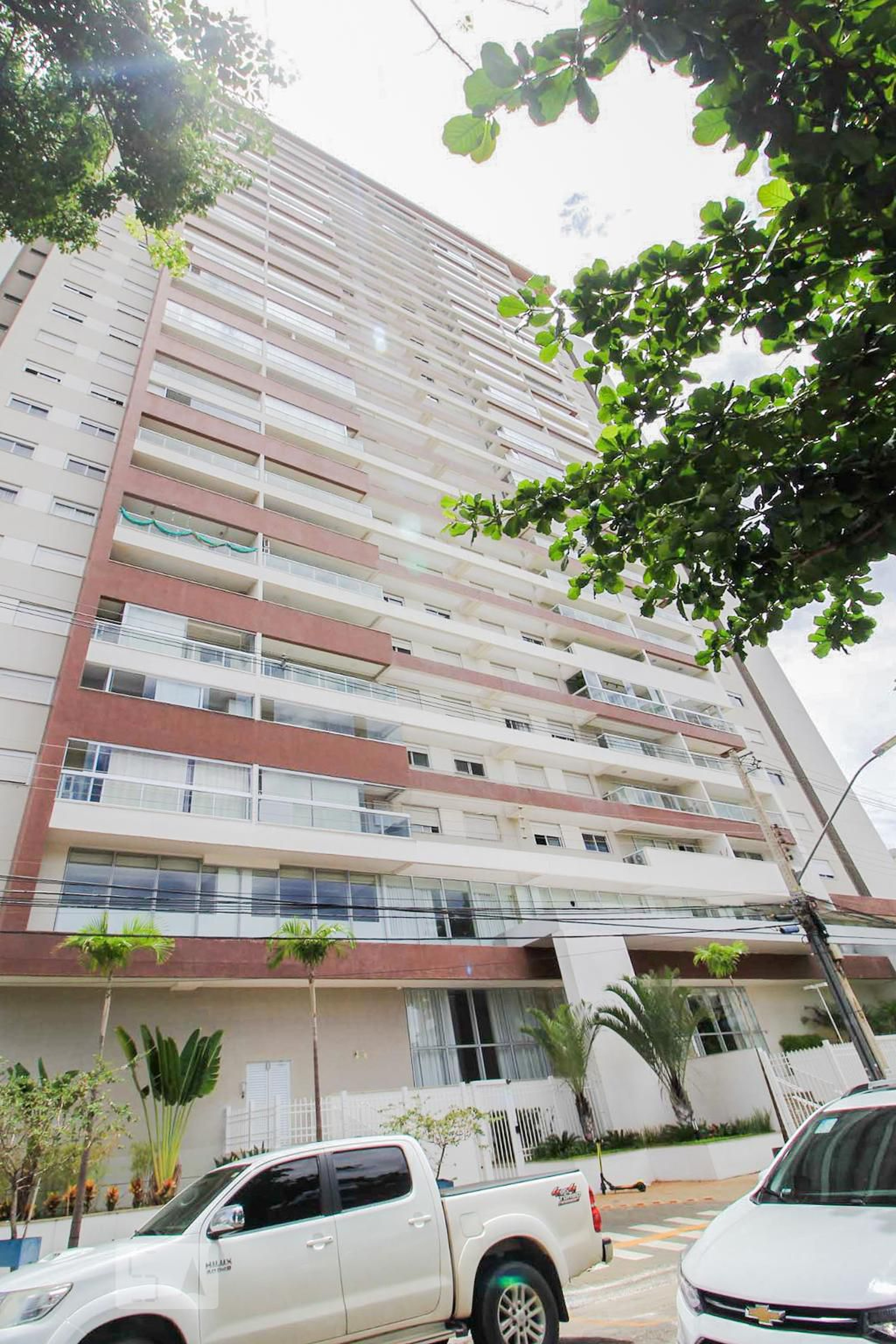 Fachada do Prédio Condomínio K Apartments