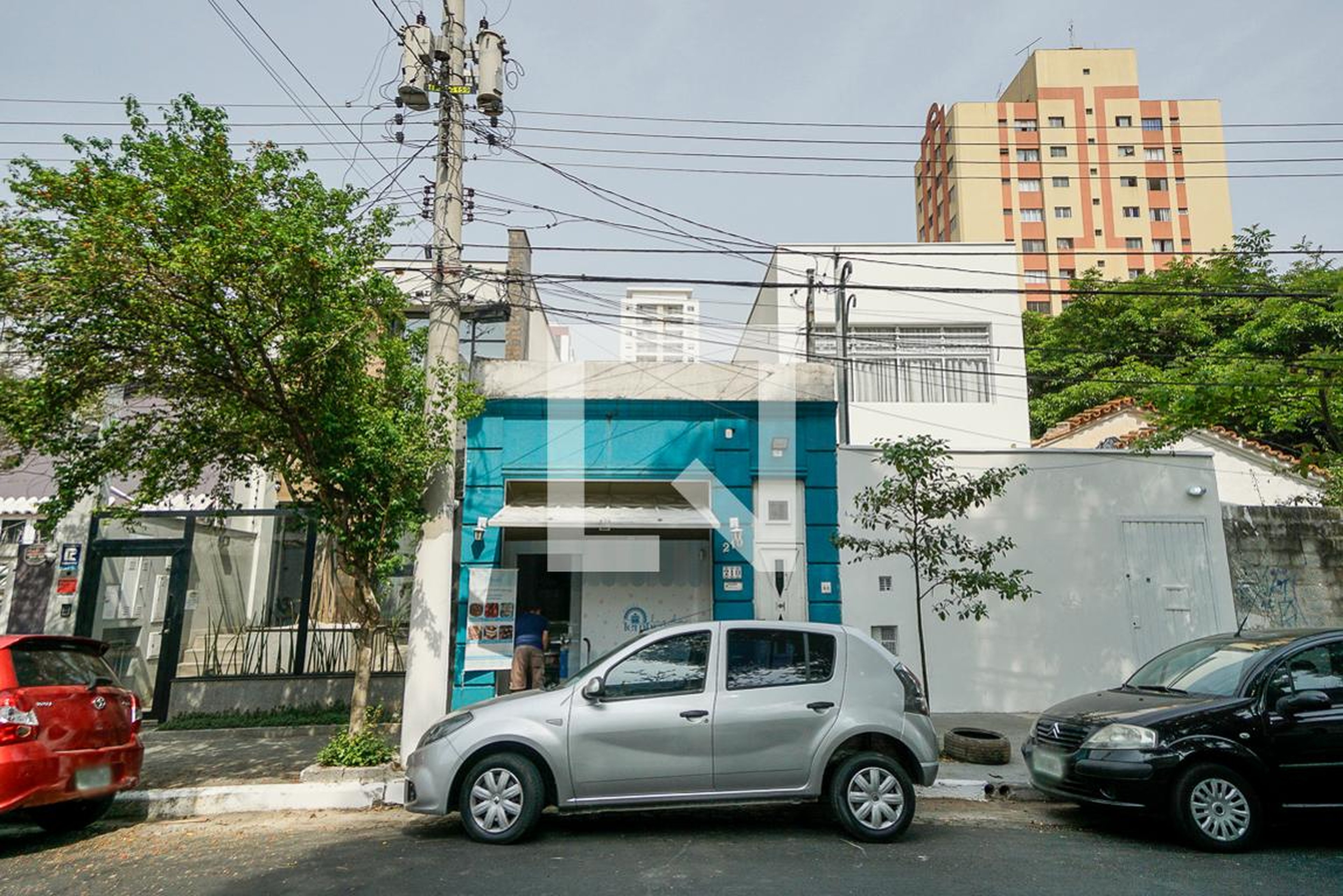 Fachada Condomínio em Rua Dr. Ângelo Vita, 210