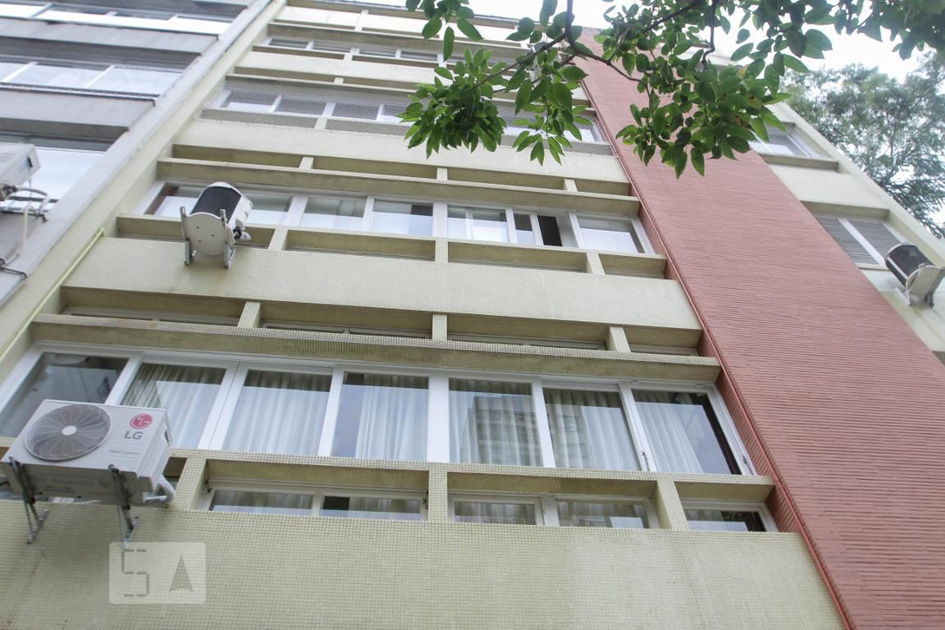 Fachada do Prédio Edifício Laguna