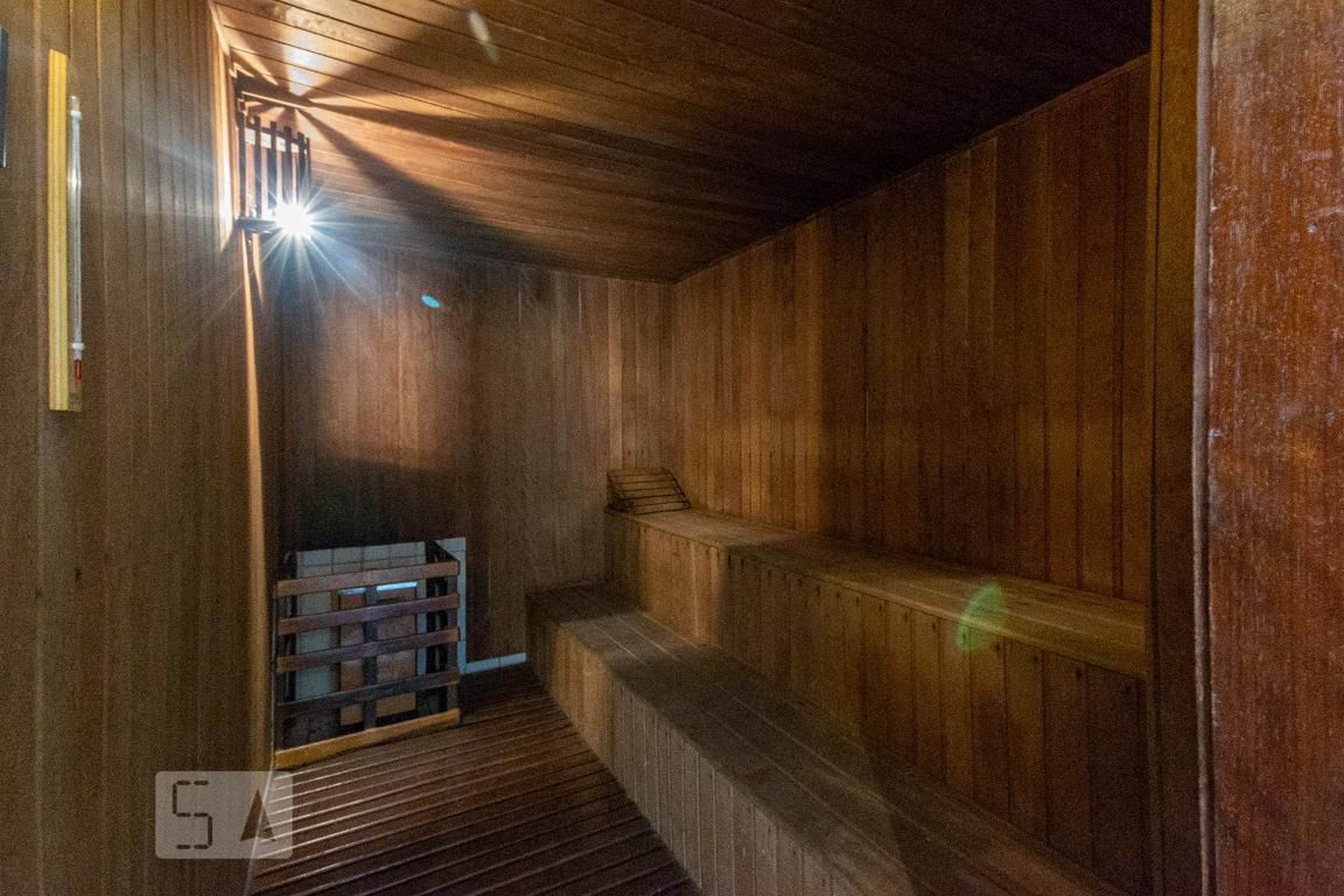 Sauna - Loose In Vila Nova