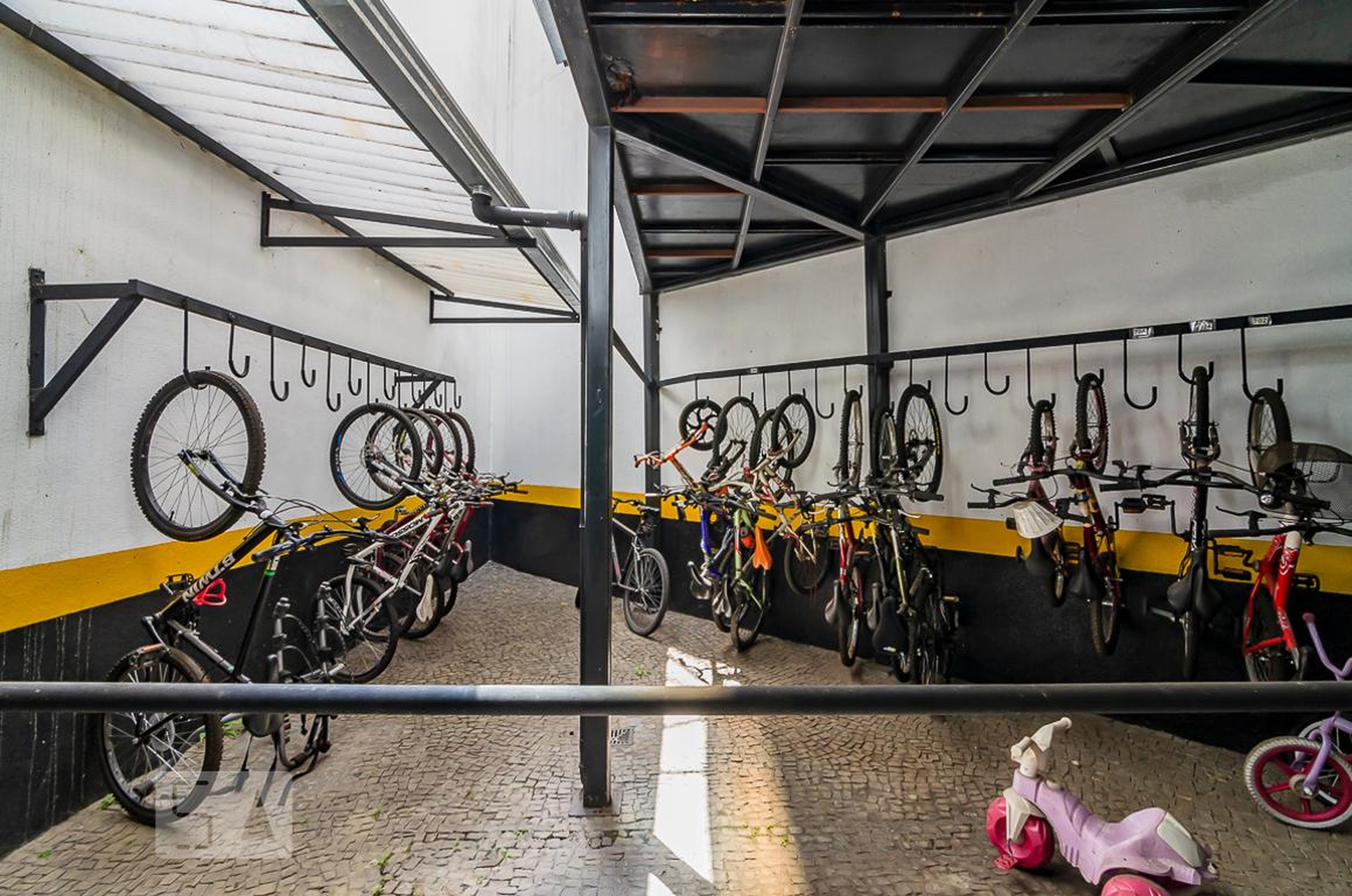 Bicicletário - Jardim dos Alcanthus