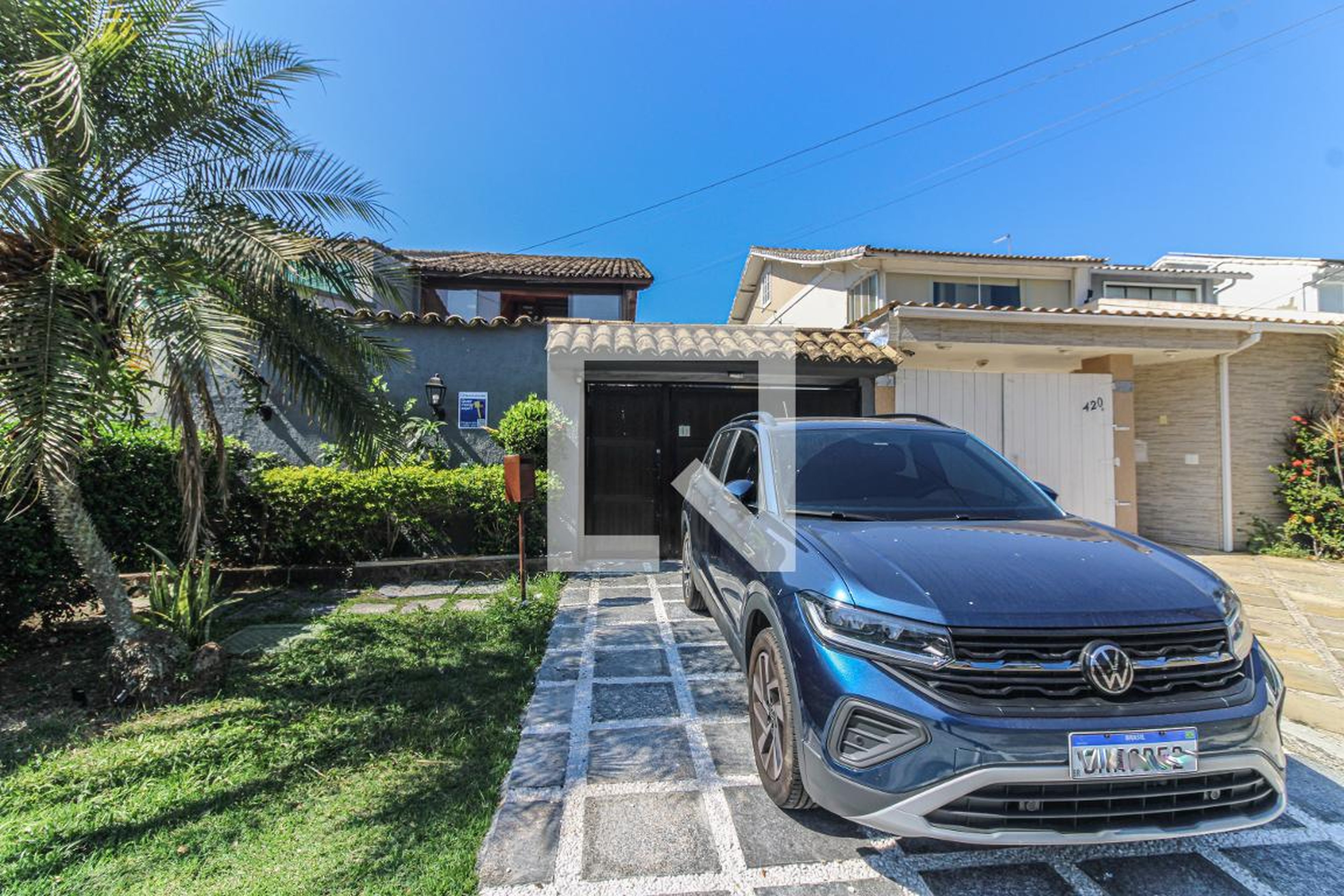 Fachada Condomínio em Rua Orlando Madeira de Lei, 440