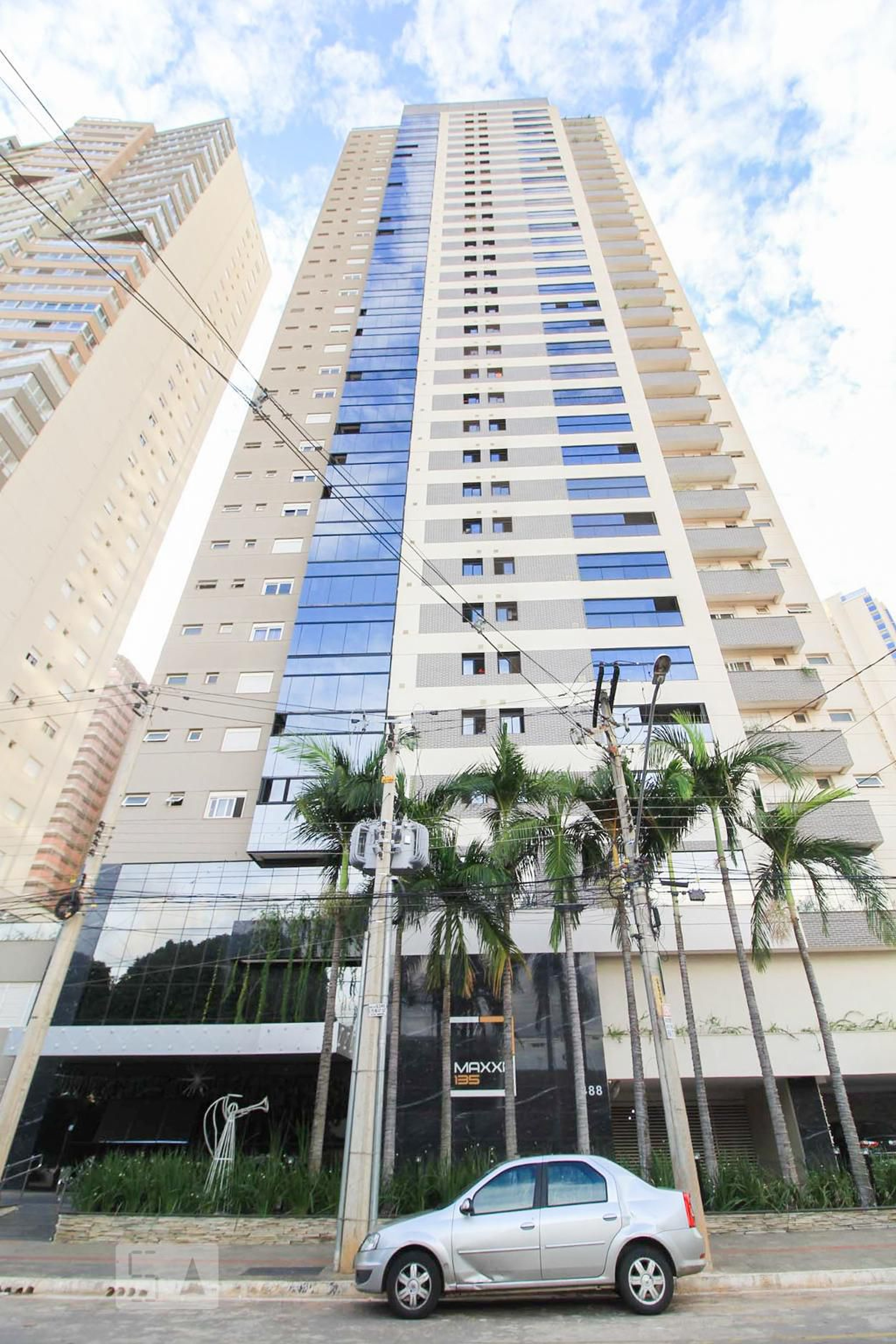 Fachada do Condomínio Residencial Maxx 135