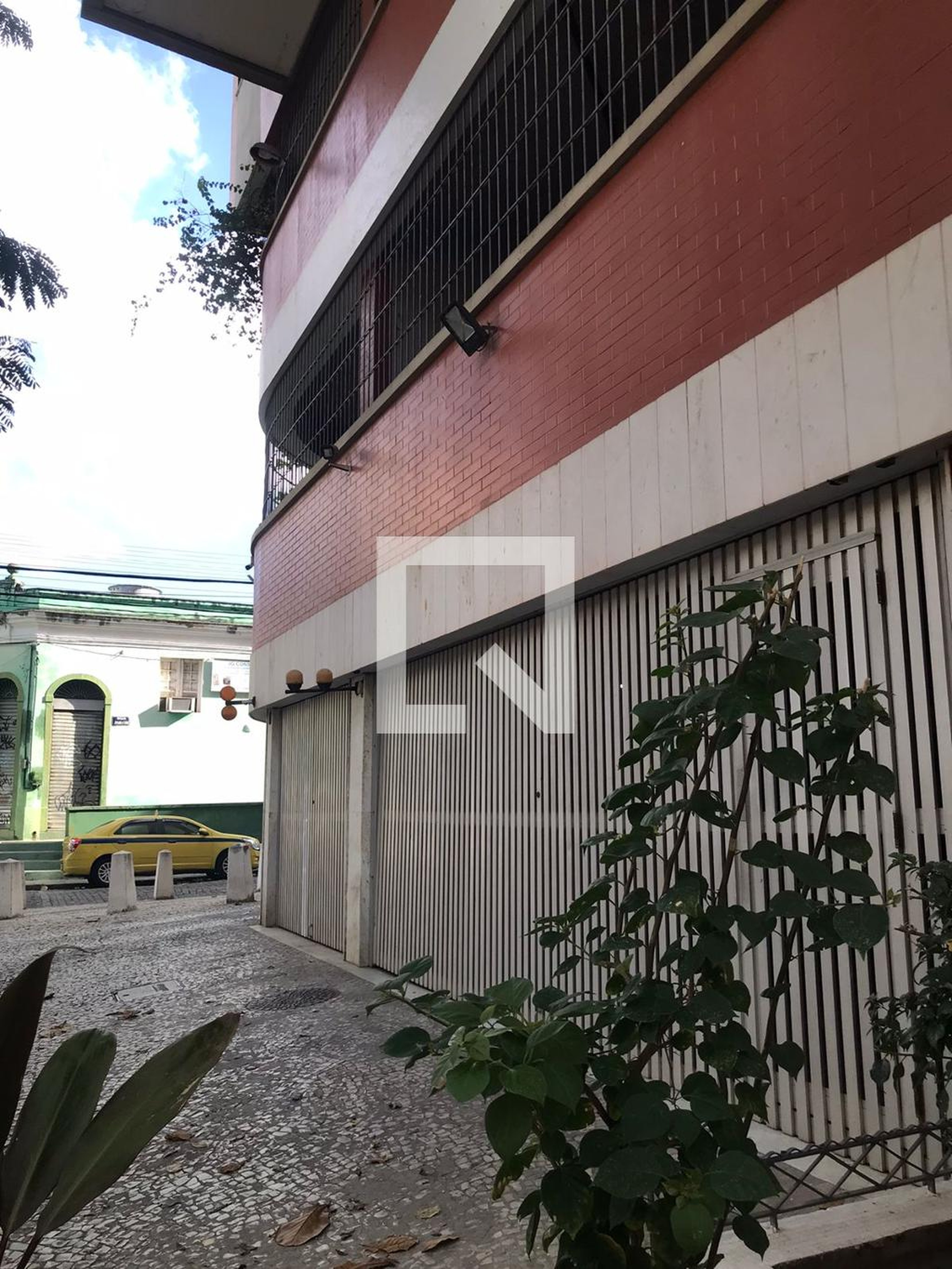 Fachada do Prédio Edifício Monte Carlo