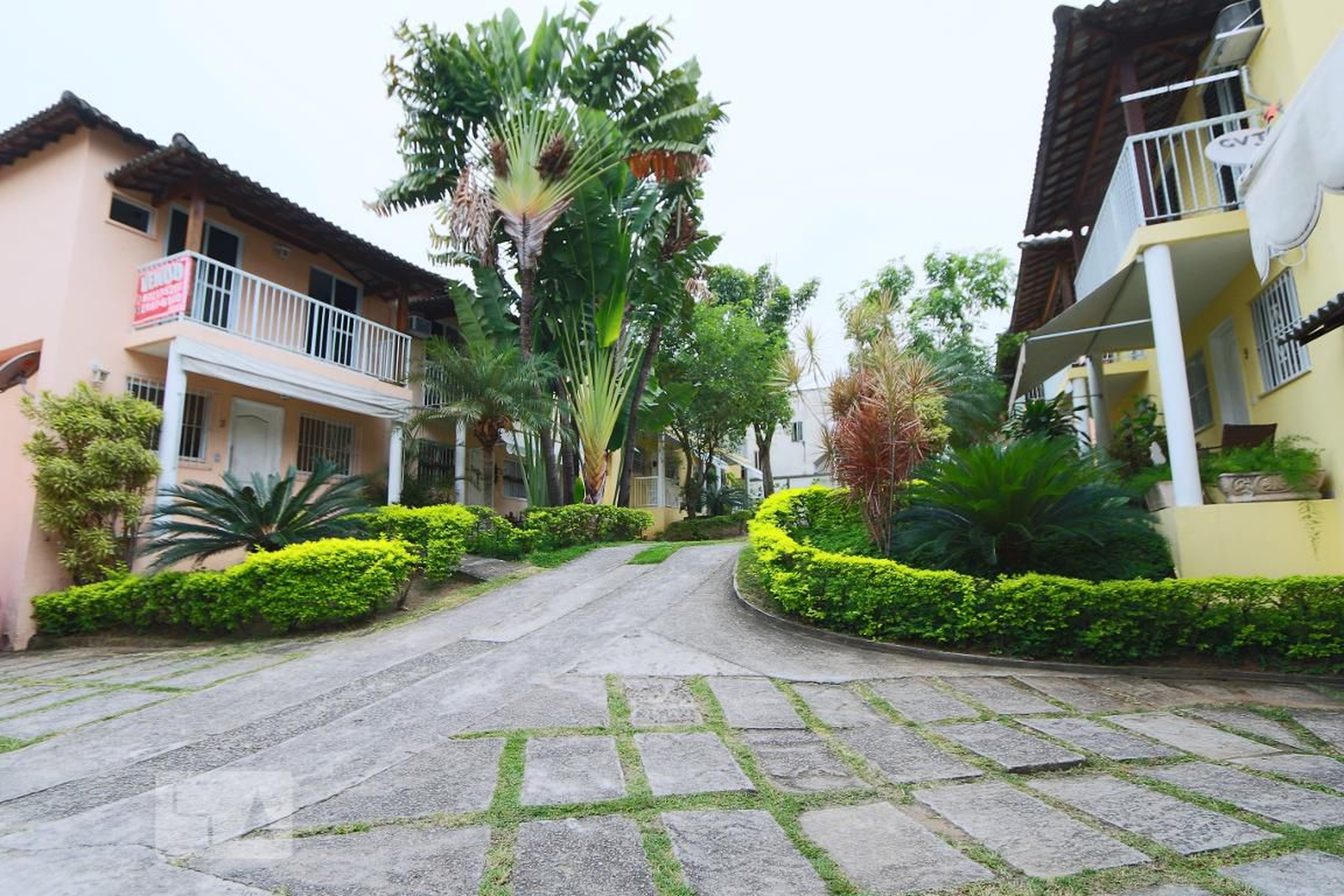 Condomínio - Monsenhor Garden