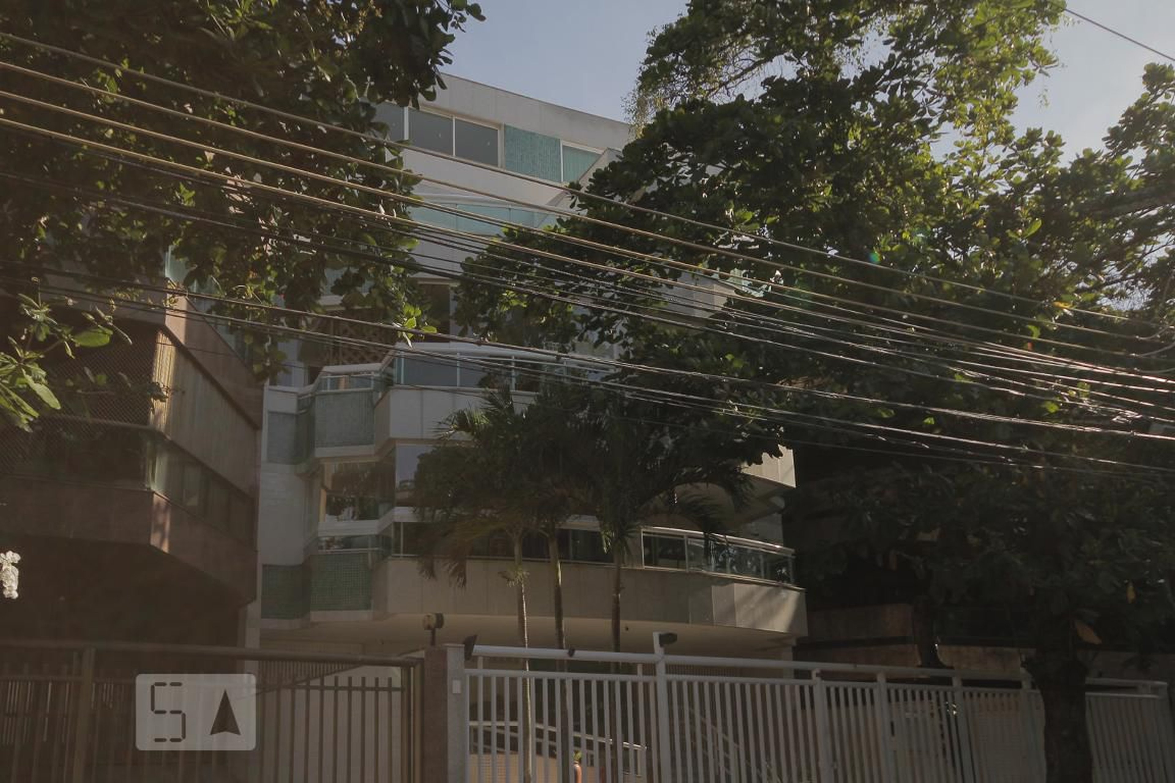 Fachada Condomínio em Avenida Comandante Júlio de Moura, 671