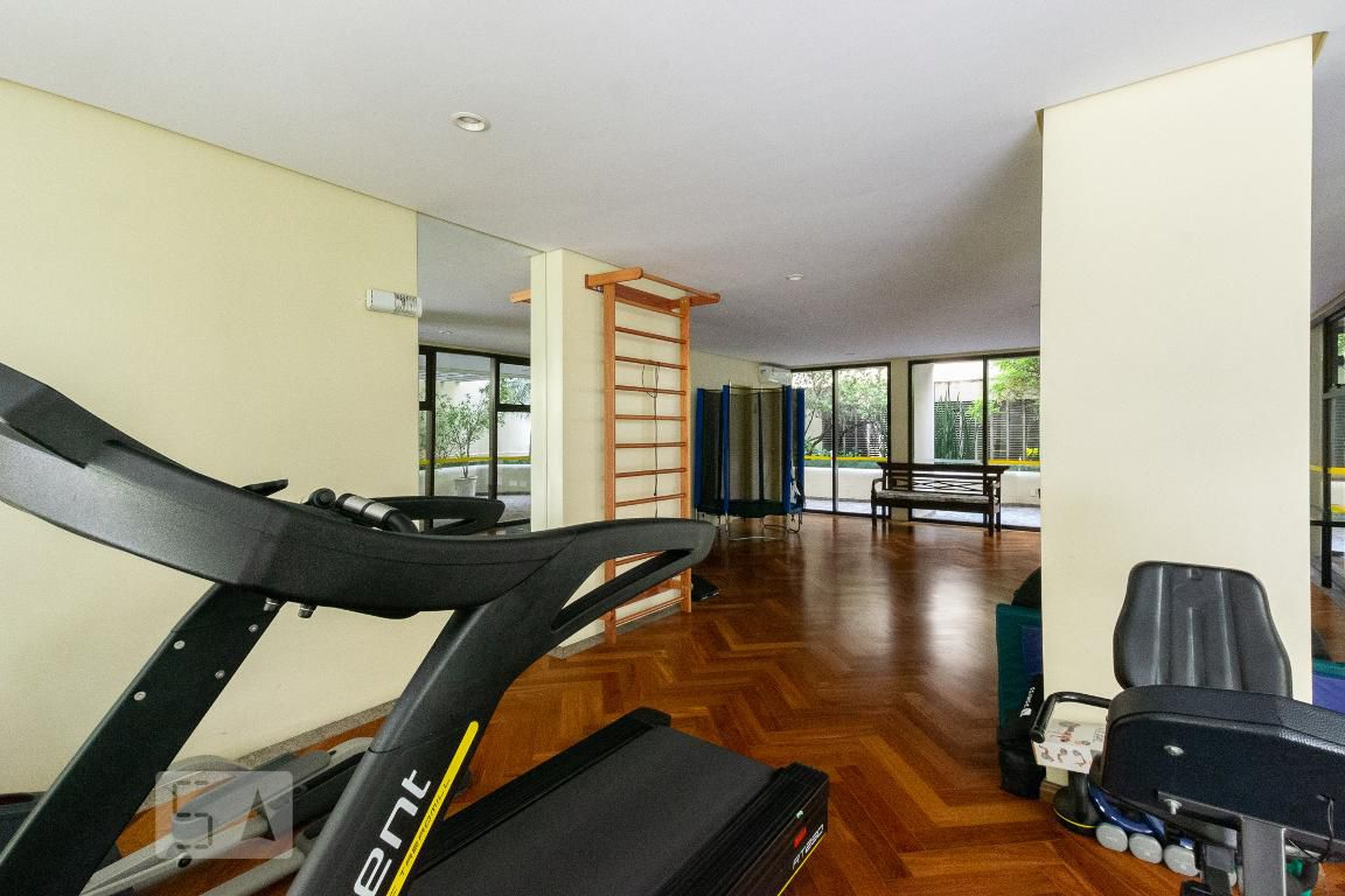 Academia - Edifício Metrópolis