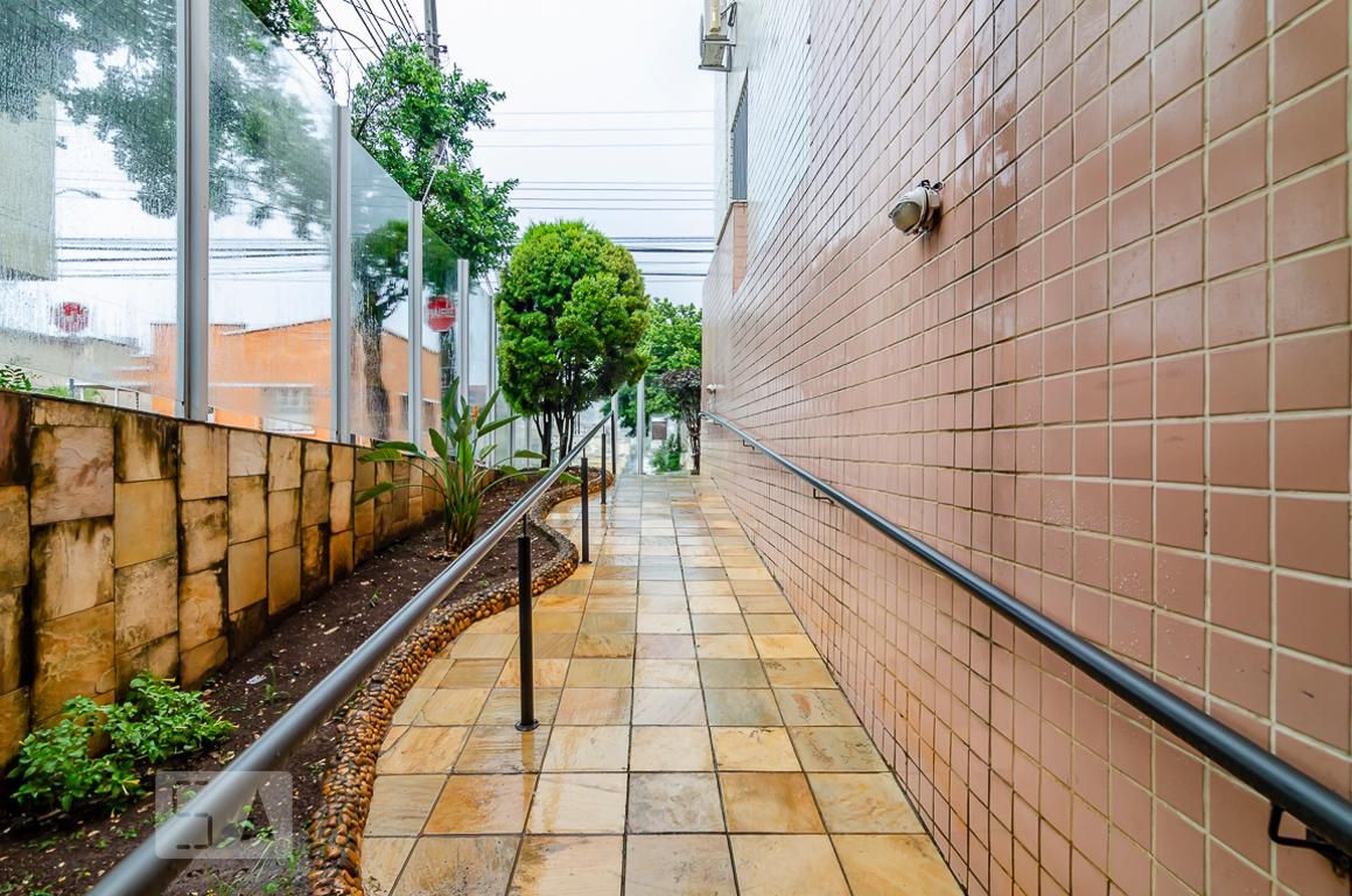 Entrada - Edifício Residencial Cristina