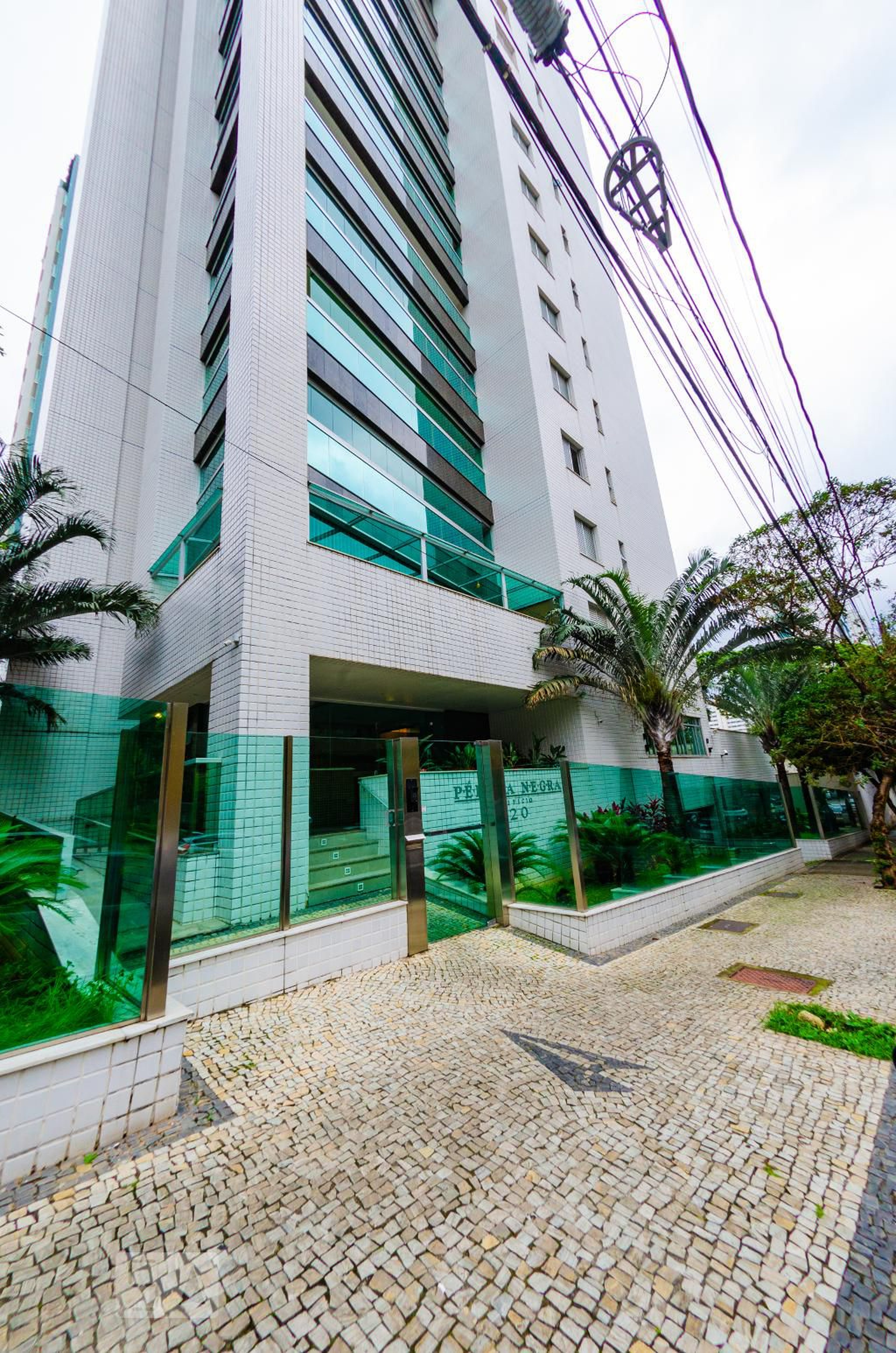 Fachada Edifício Pérola Negra