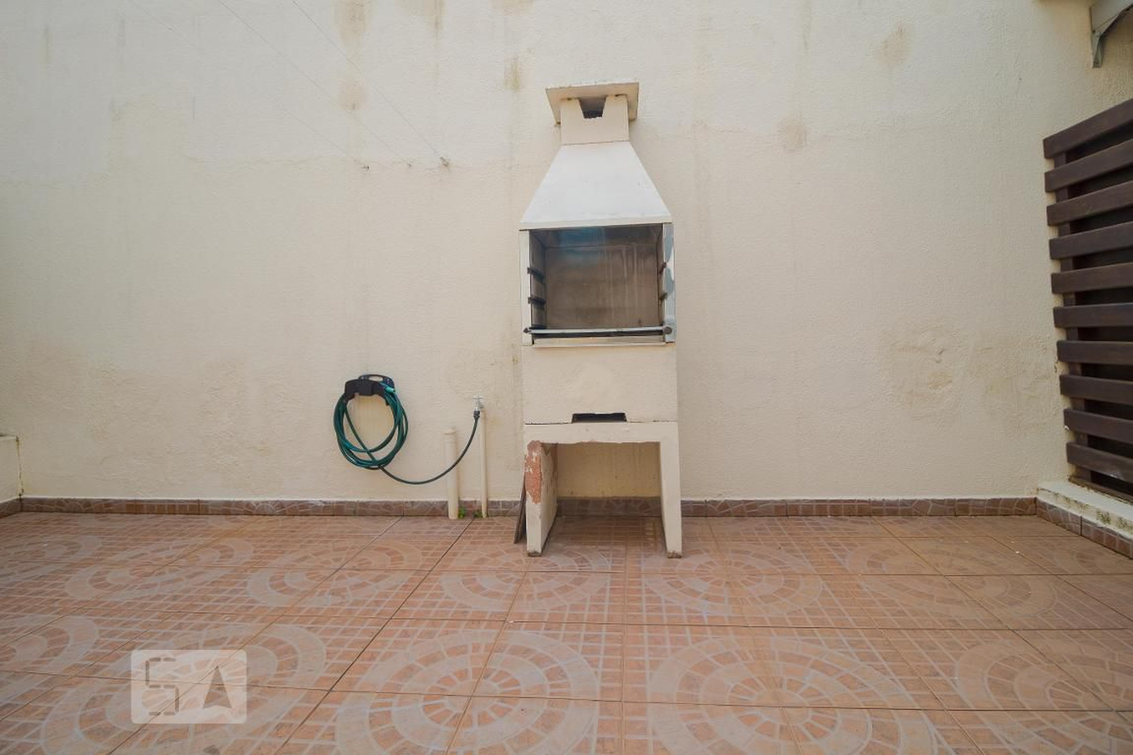 Churrasqueira - Ilha das Flores