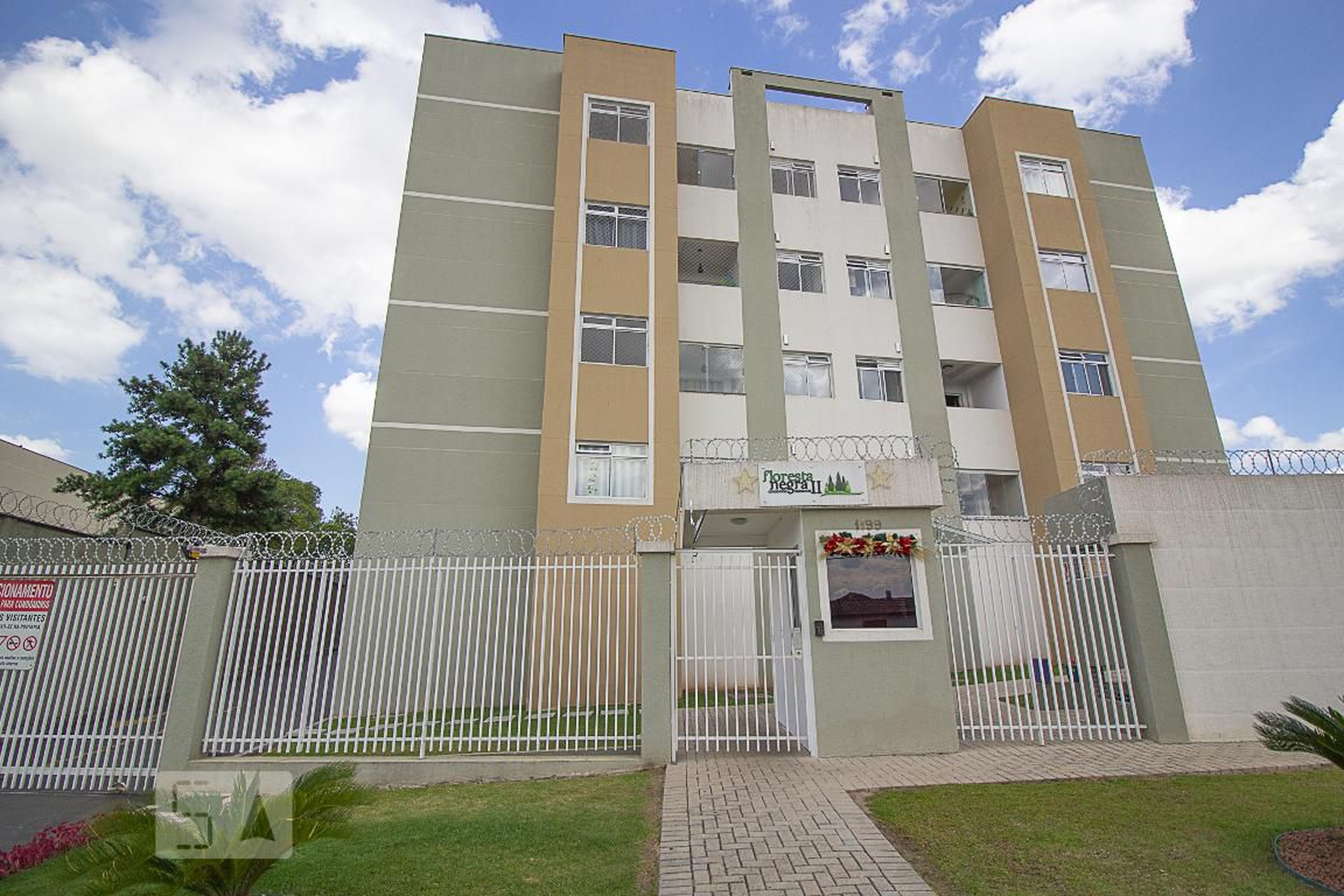 Fachada Edifício Floresta Negra 2