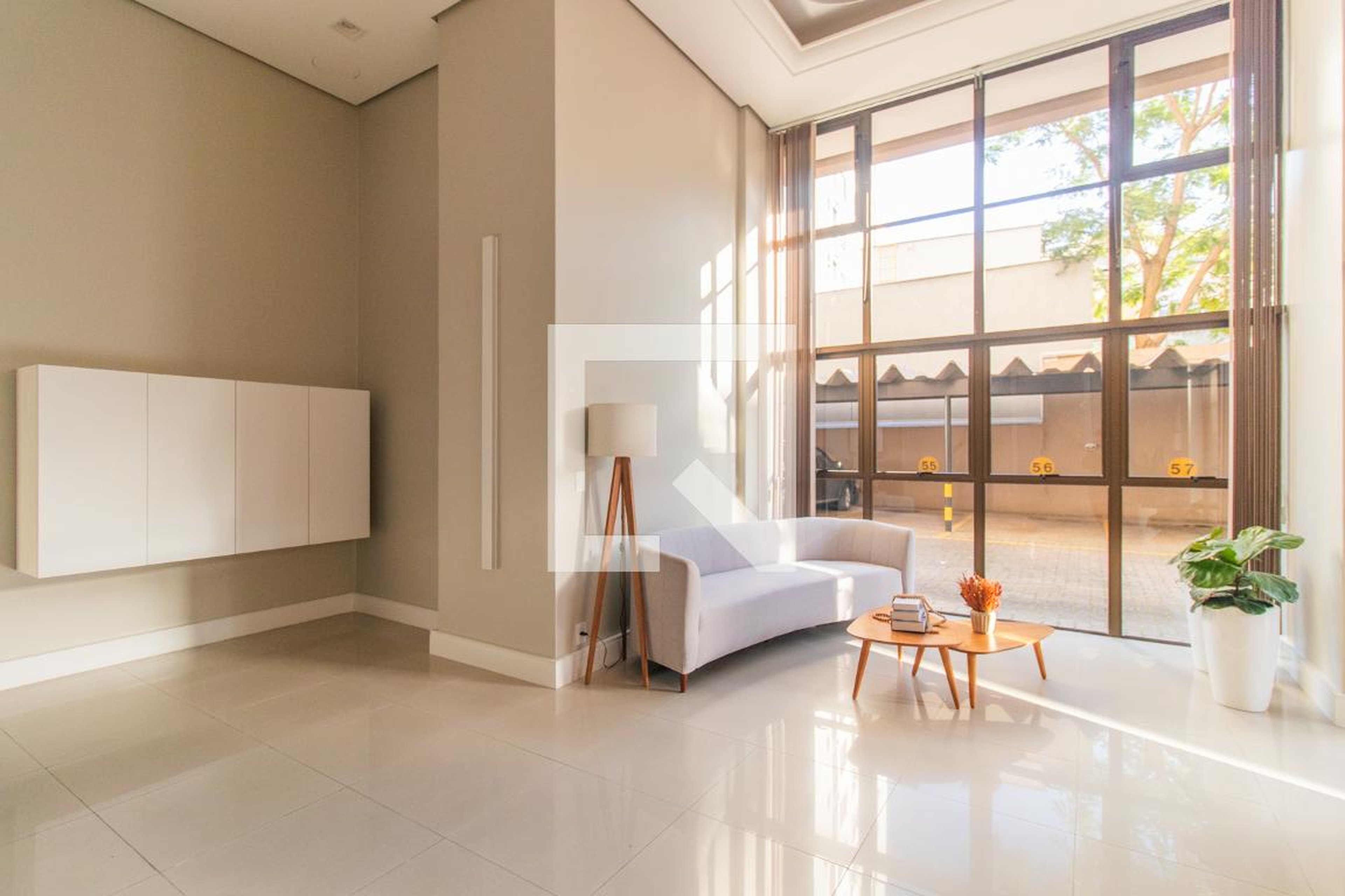 Hall social - Edifício Residencial Santana