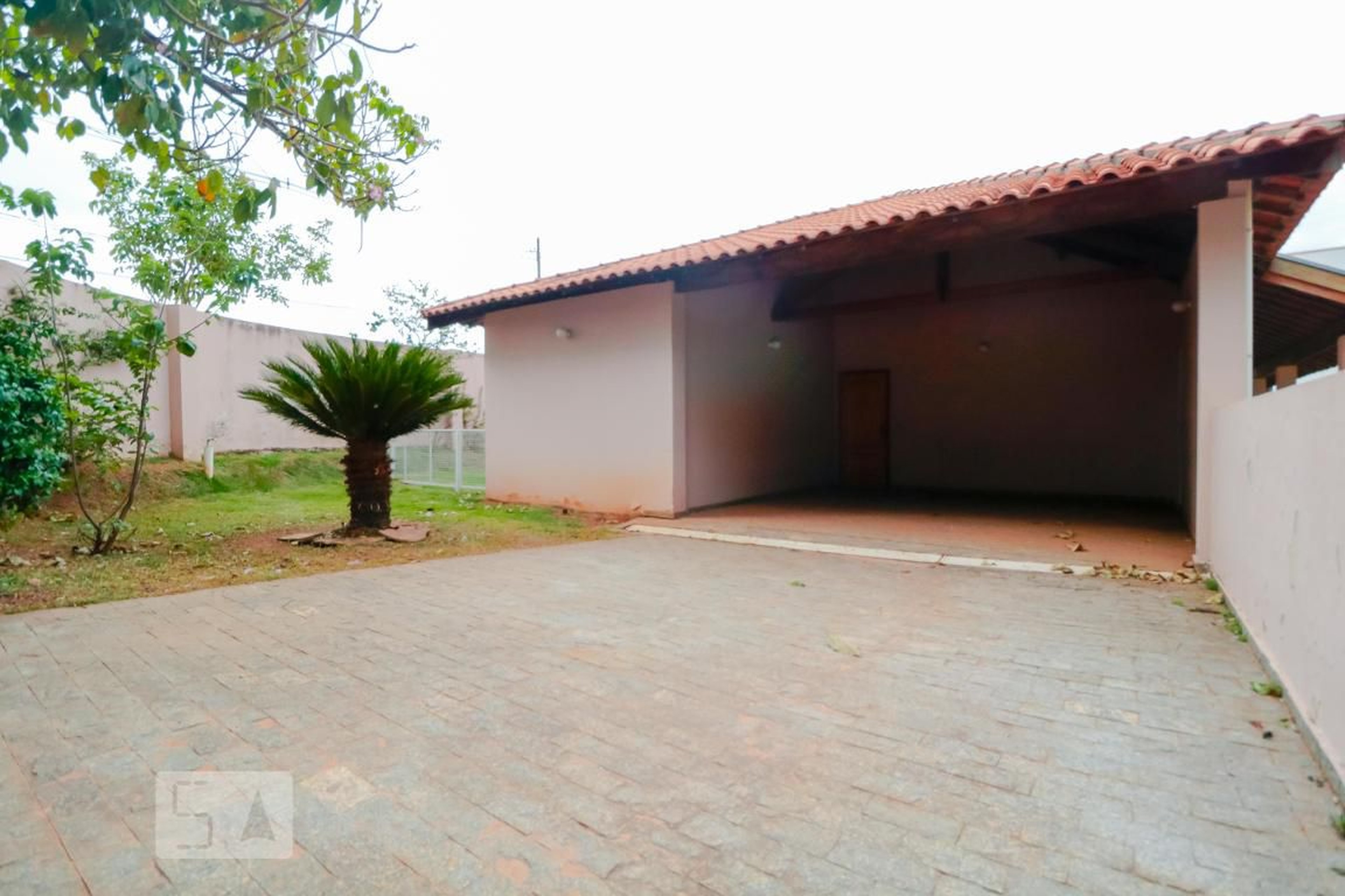 Fachada Condomínio em Rua Leblon, 520