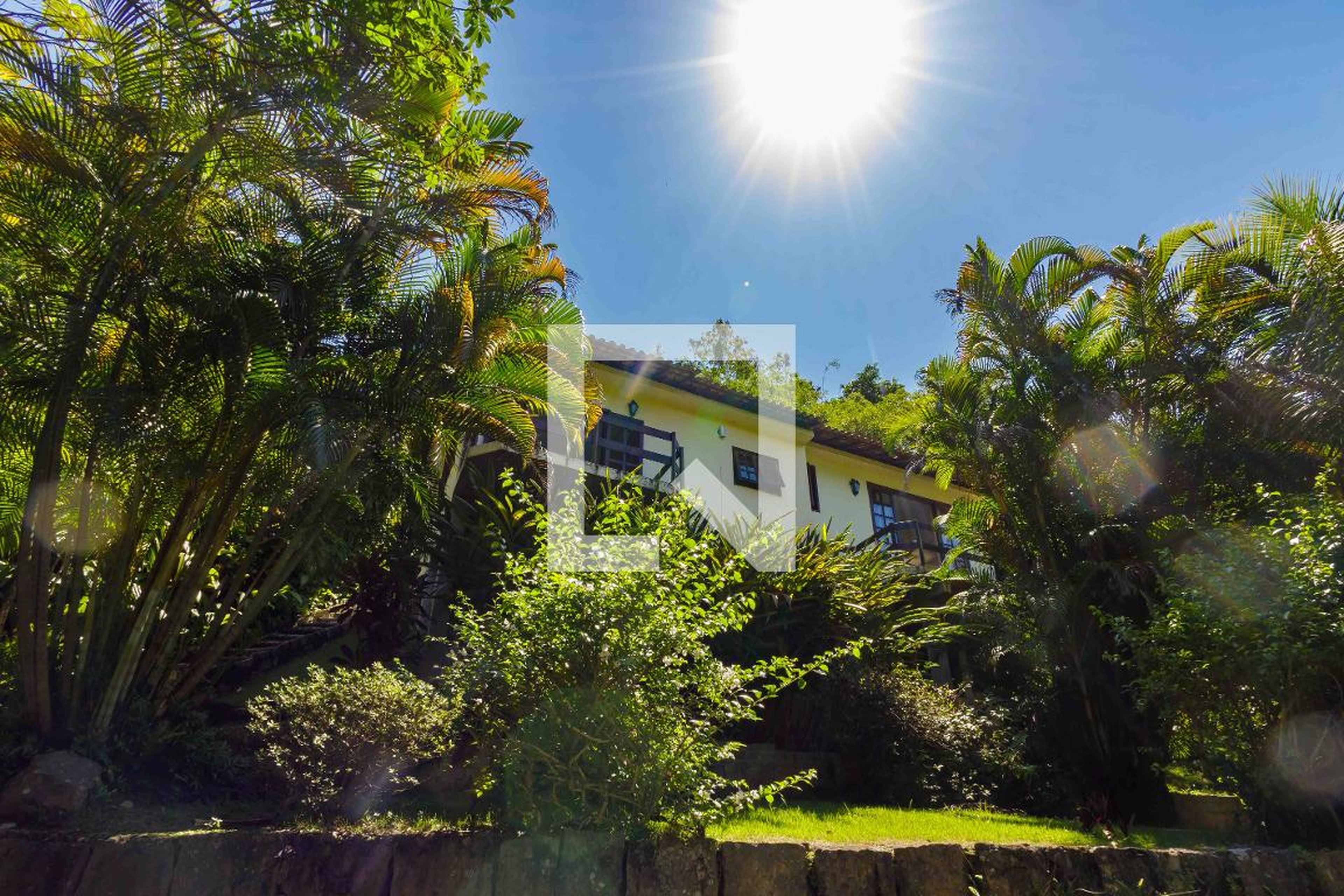 Fachada Condomínio em Rua Professor Dulcidio Pereira, 227