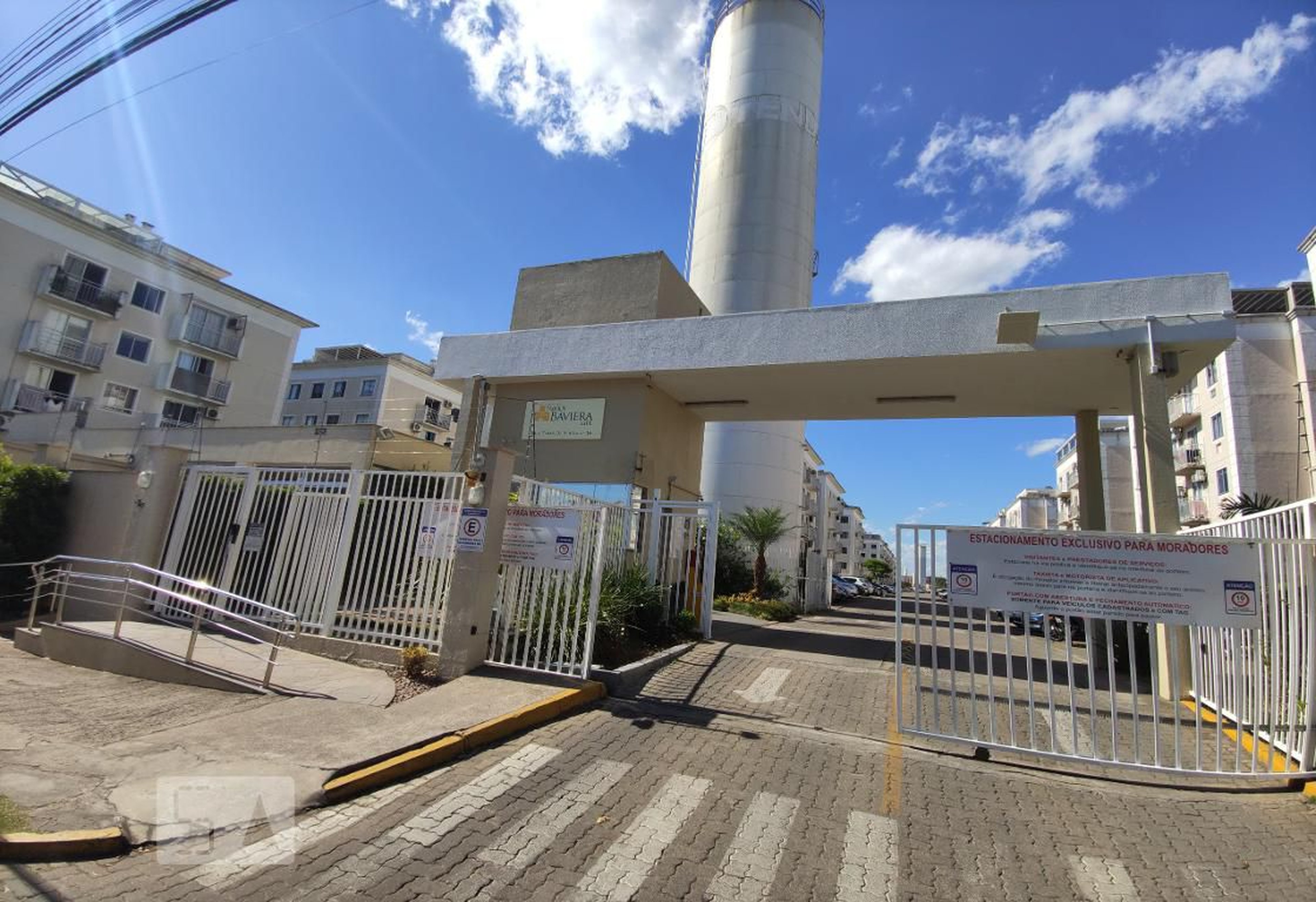 Fachada Condomínio em Avenida Arnaldo Pereira da Silva, 36