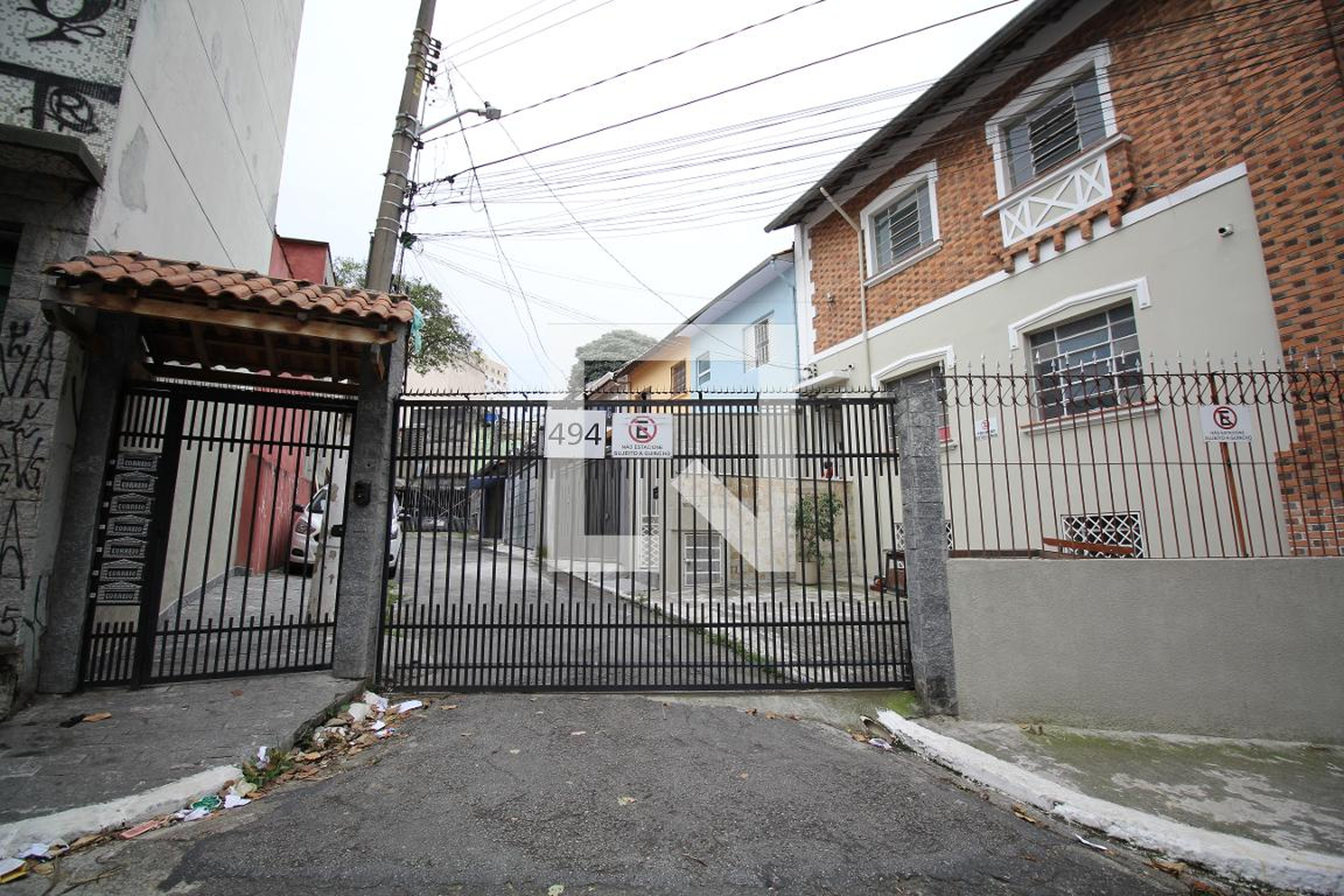 Fachada Condomínio em Rua Alexandrino da Silveira Bueno, 494