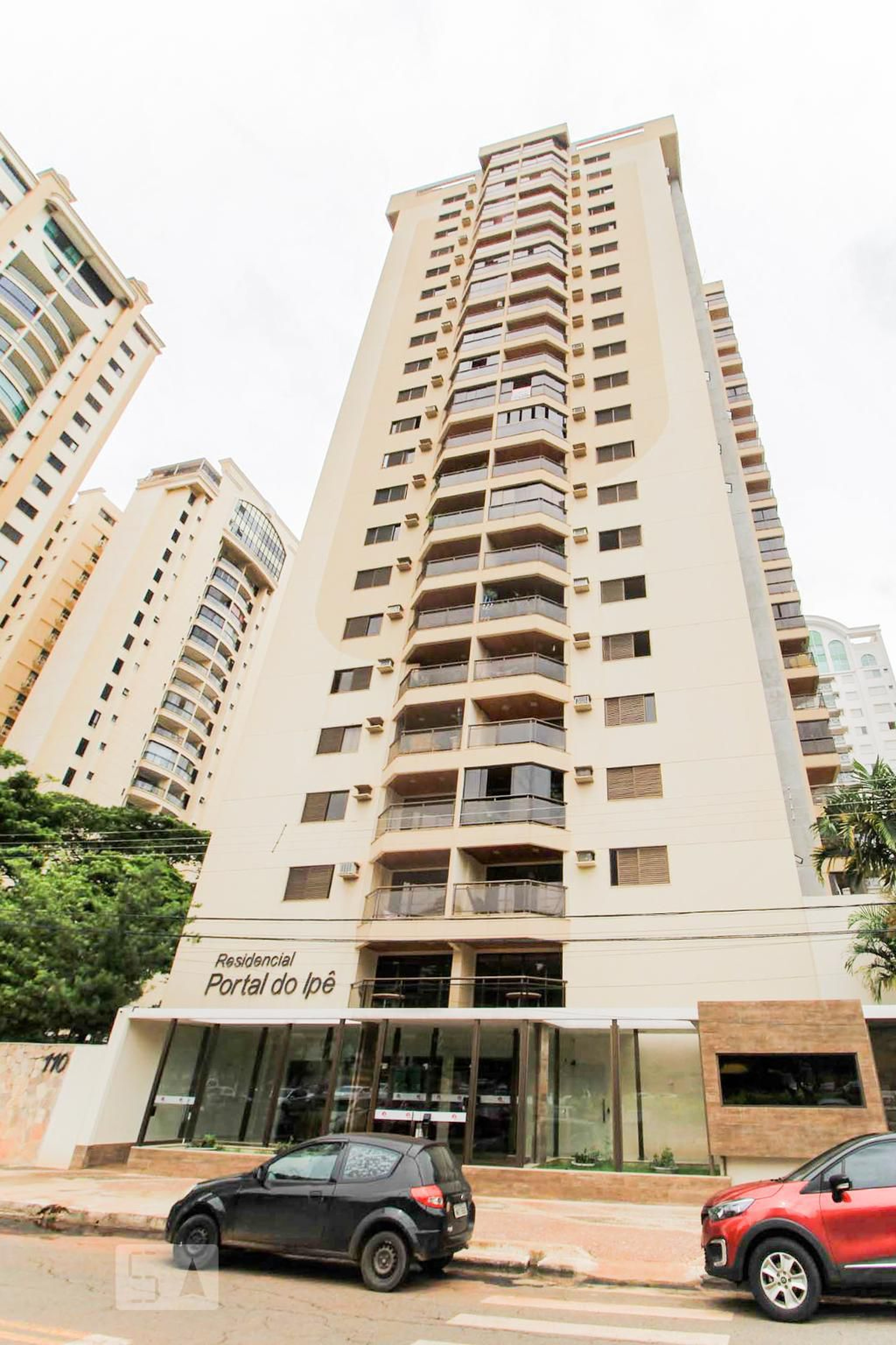 Fachada do Condomínio Residencial Portal do Ipê