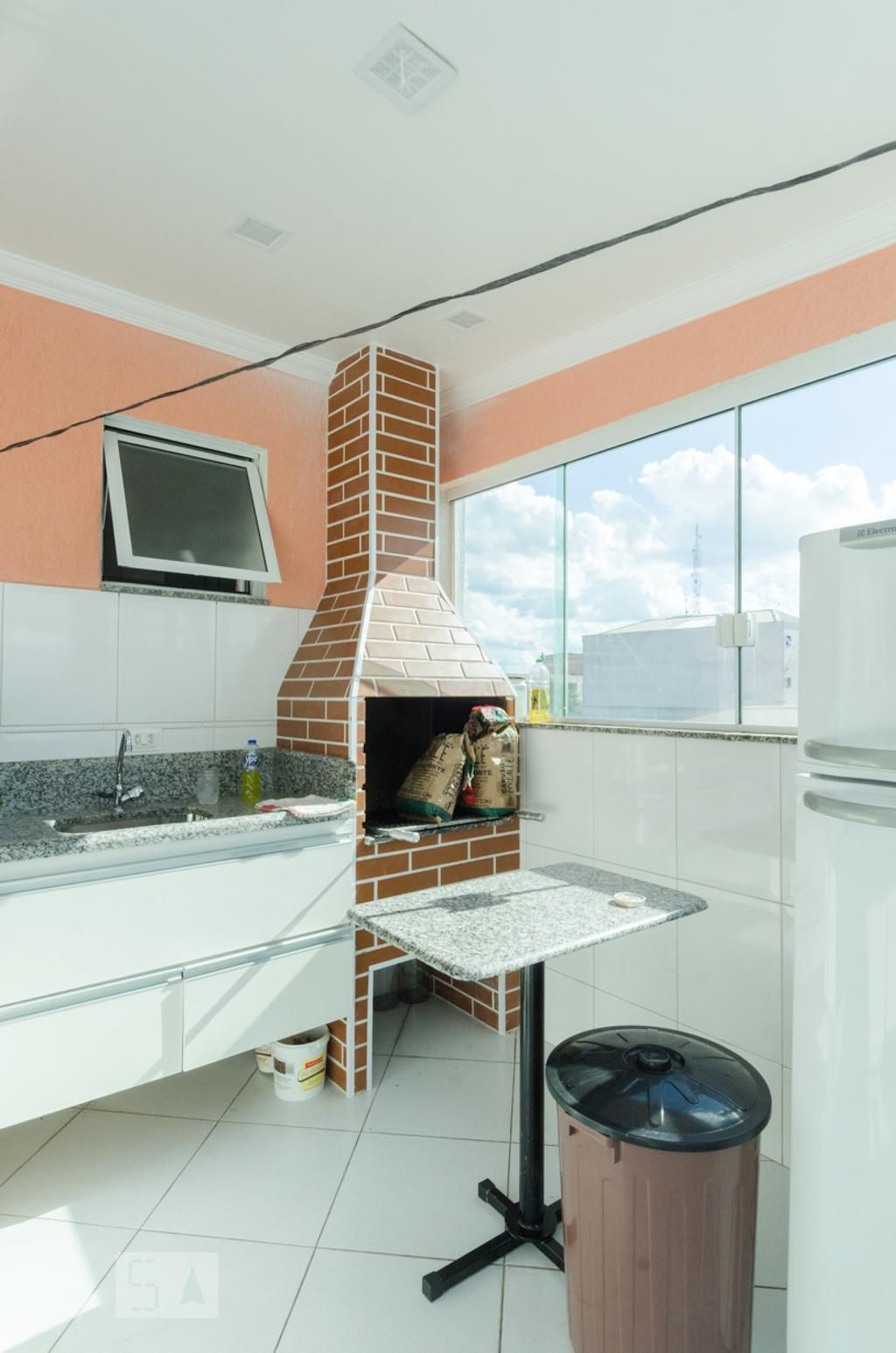 Churrasqueira Condomínio Emílio Ribas 438