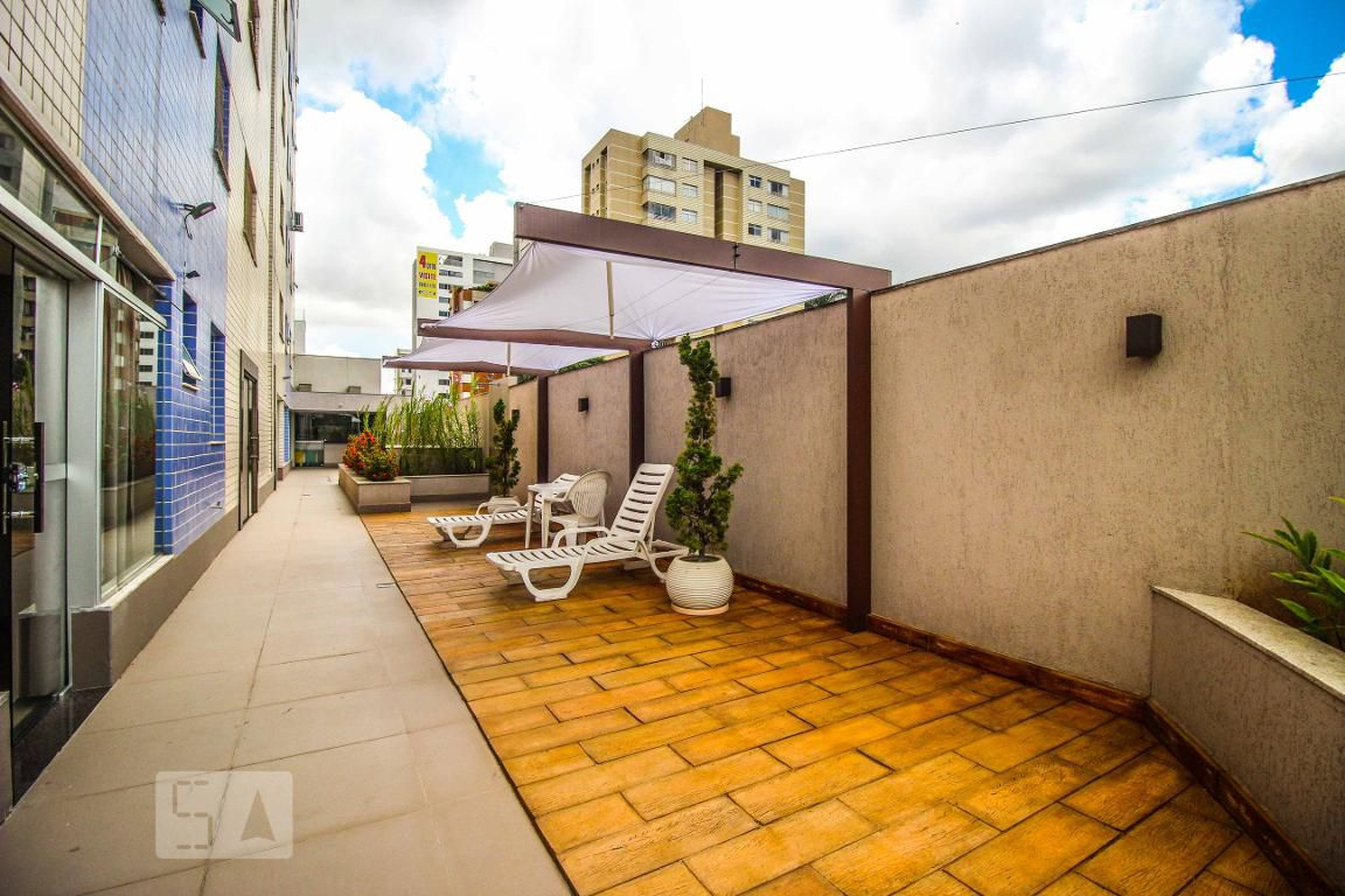 Área Externa - Ville de France