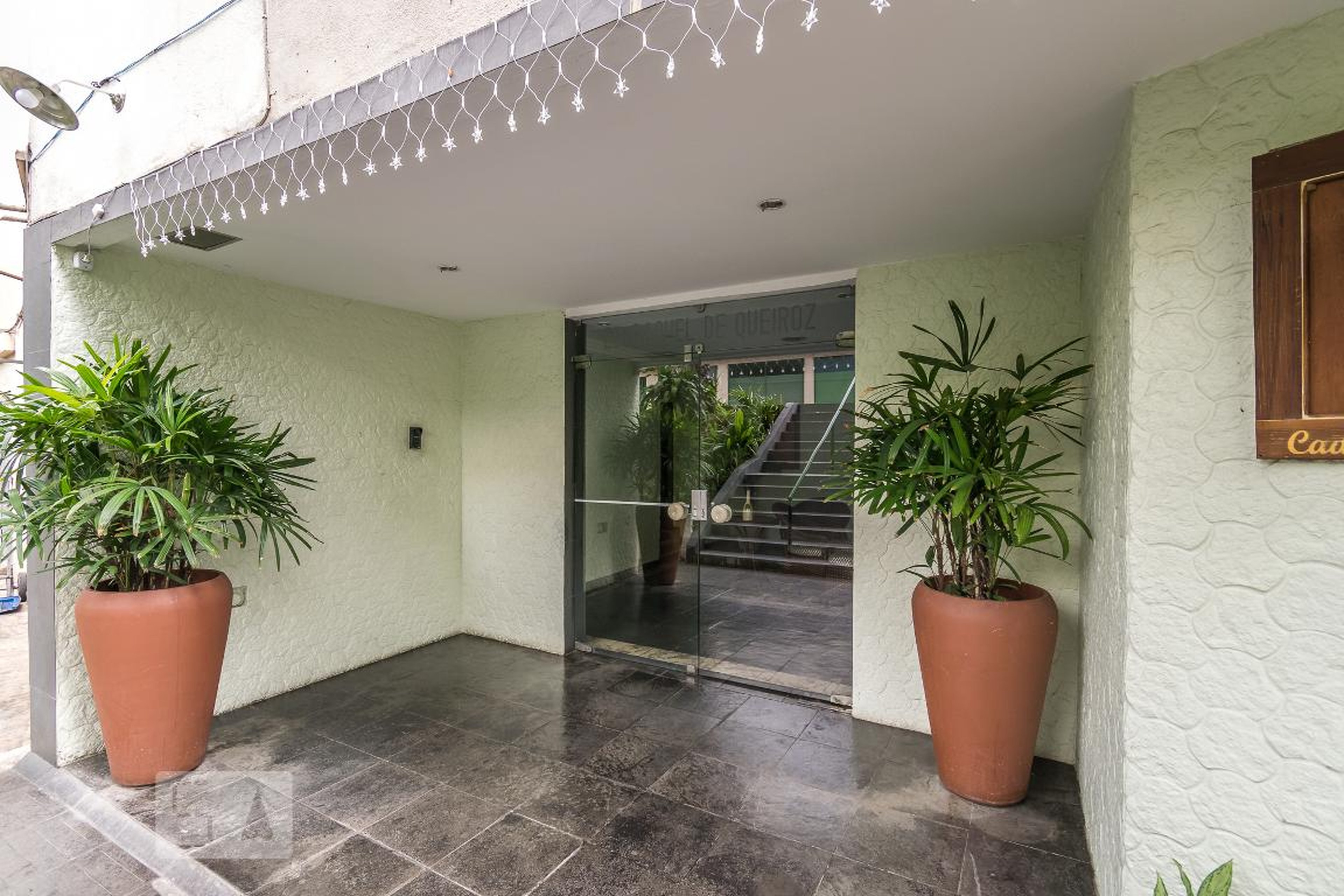 Entrada do prédio - Solar da Literatura