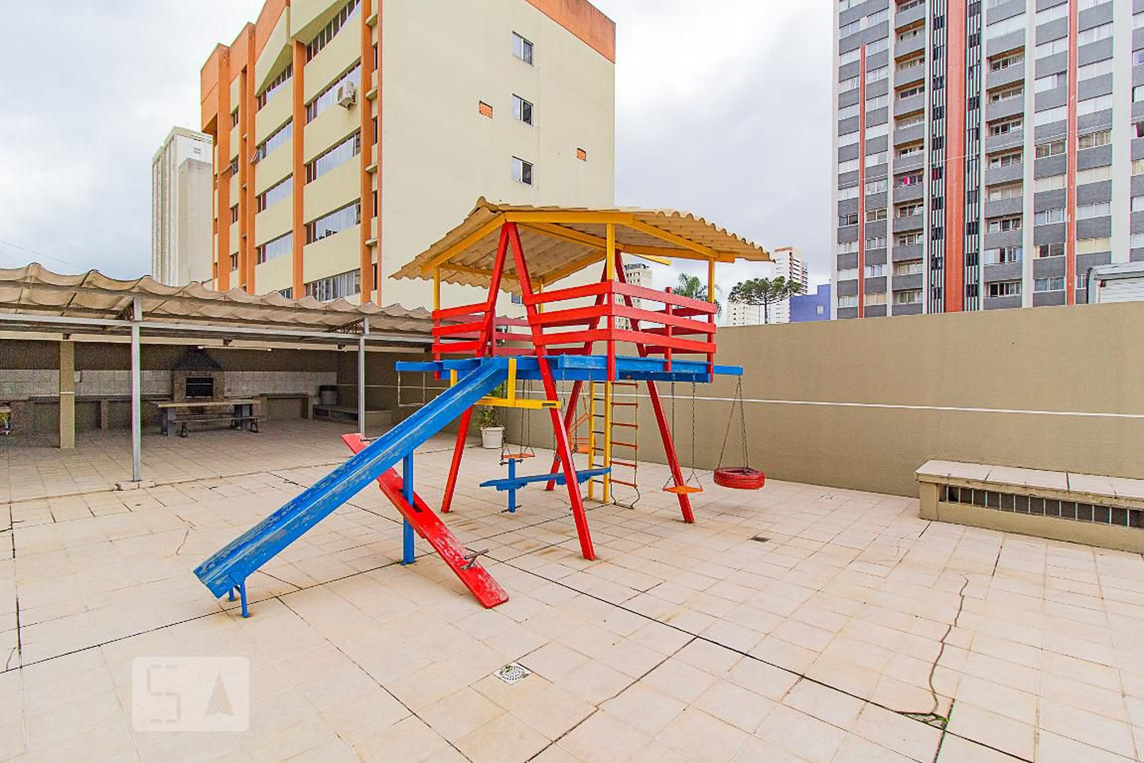 Playground - Edifício Cordilheiras