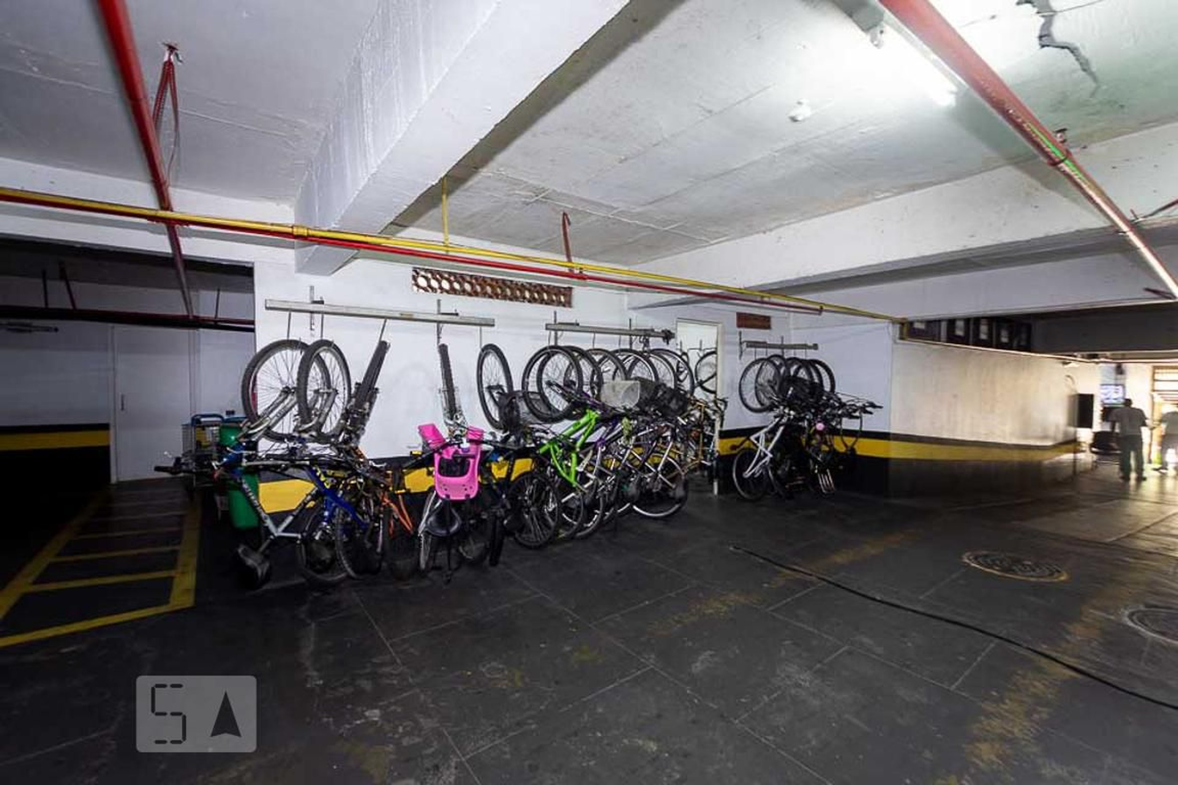 Bicicletário - Edifício Montreux