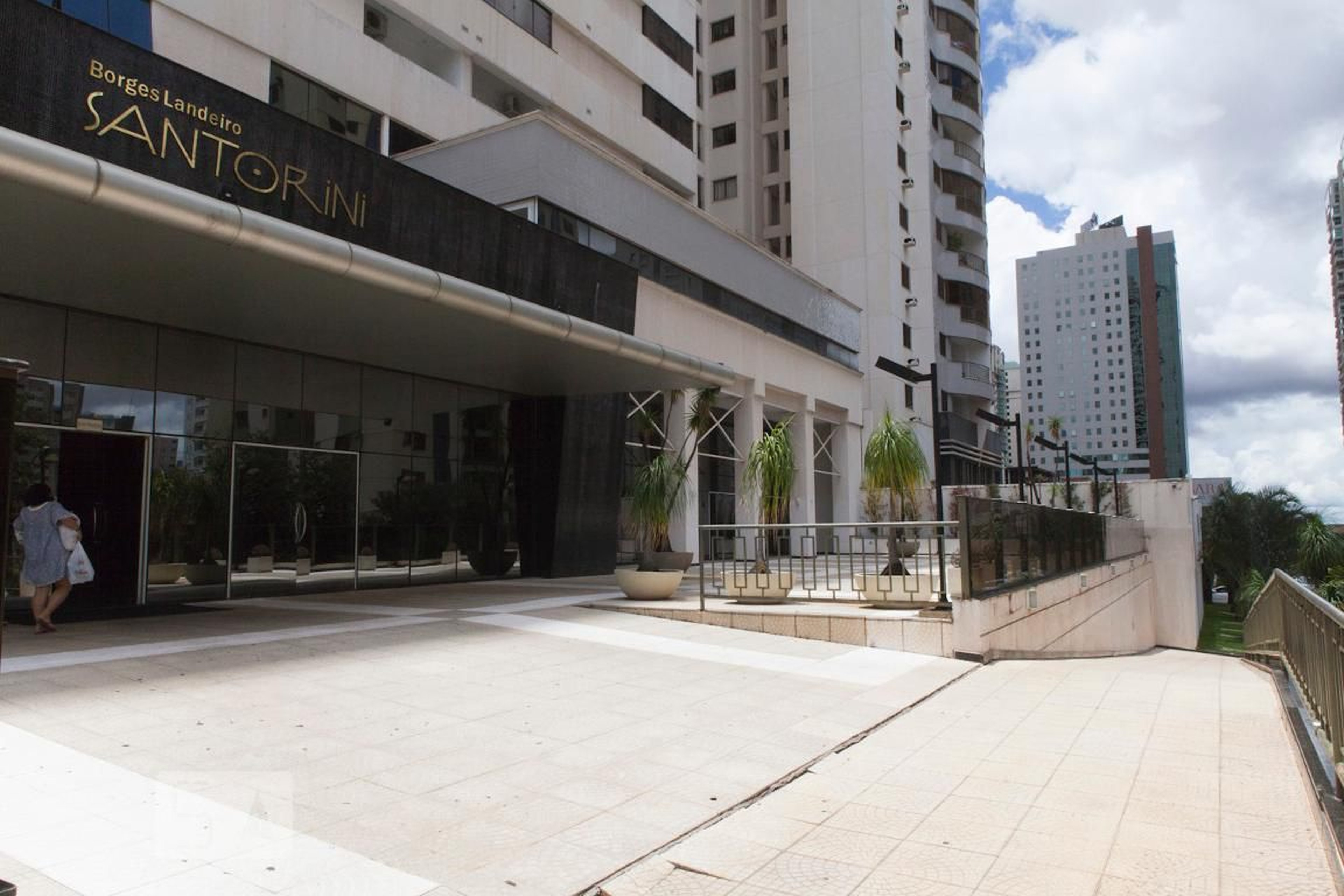 Fachada Condomínio Santorini