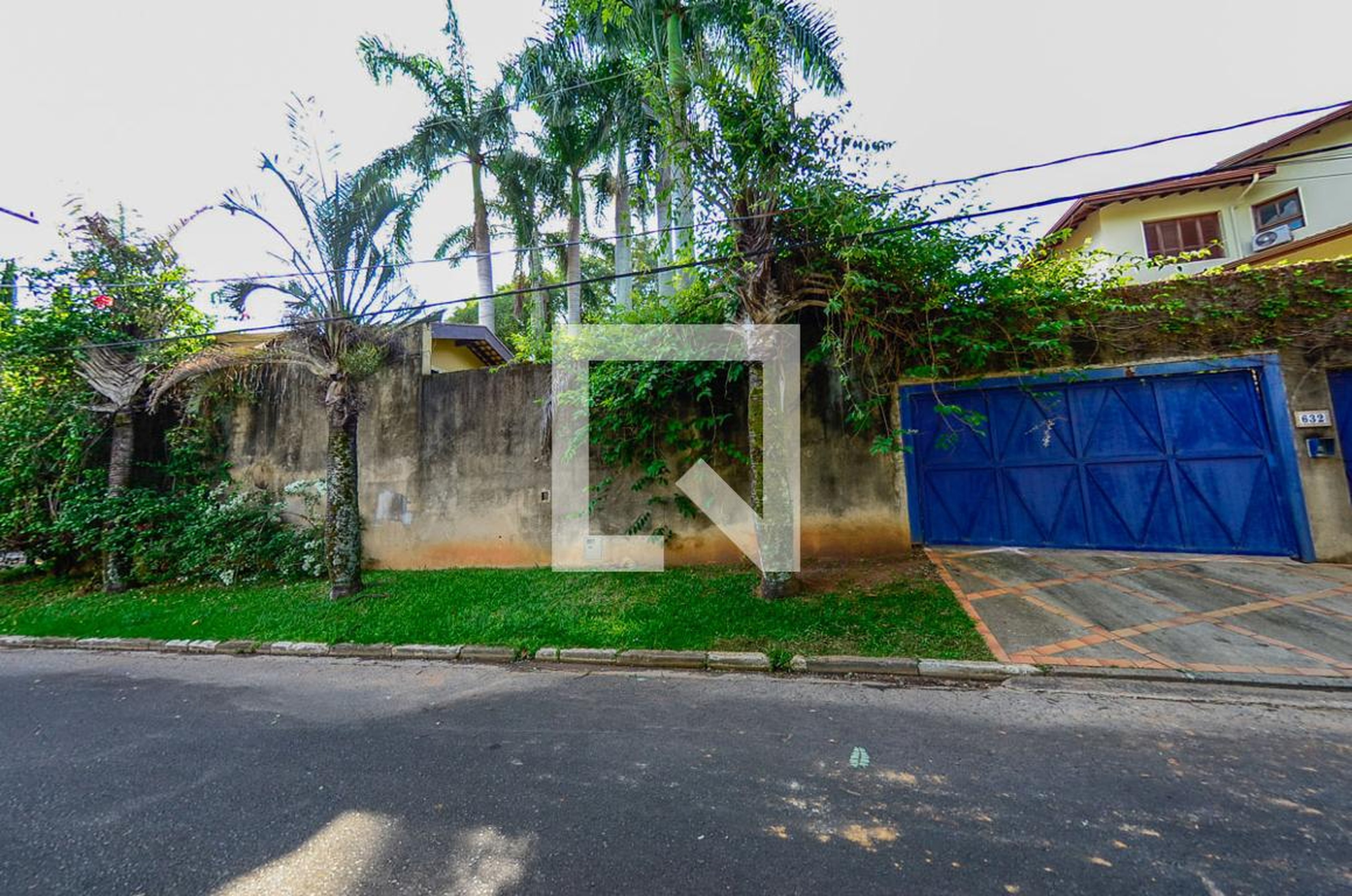 Fachada Condomínio em Rua Ana Francisca Lôbo de Paula Vargas, 51