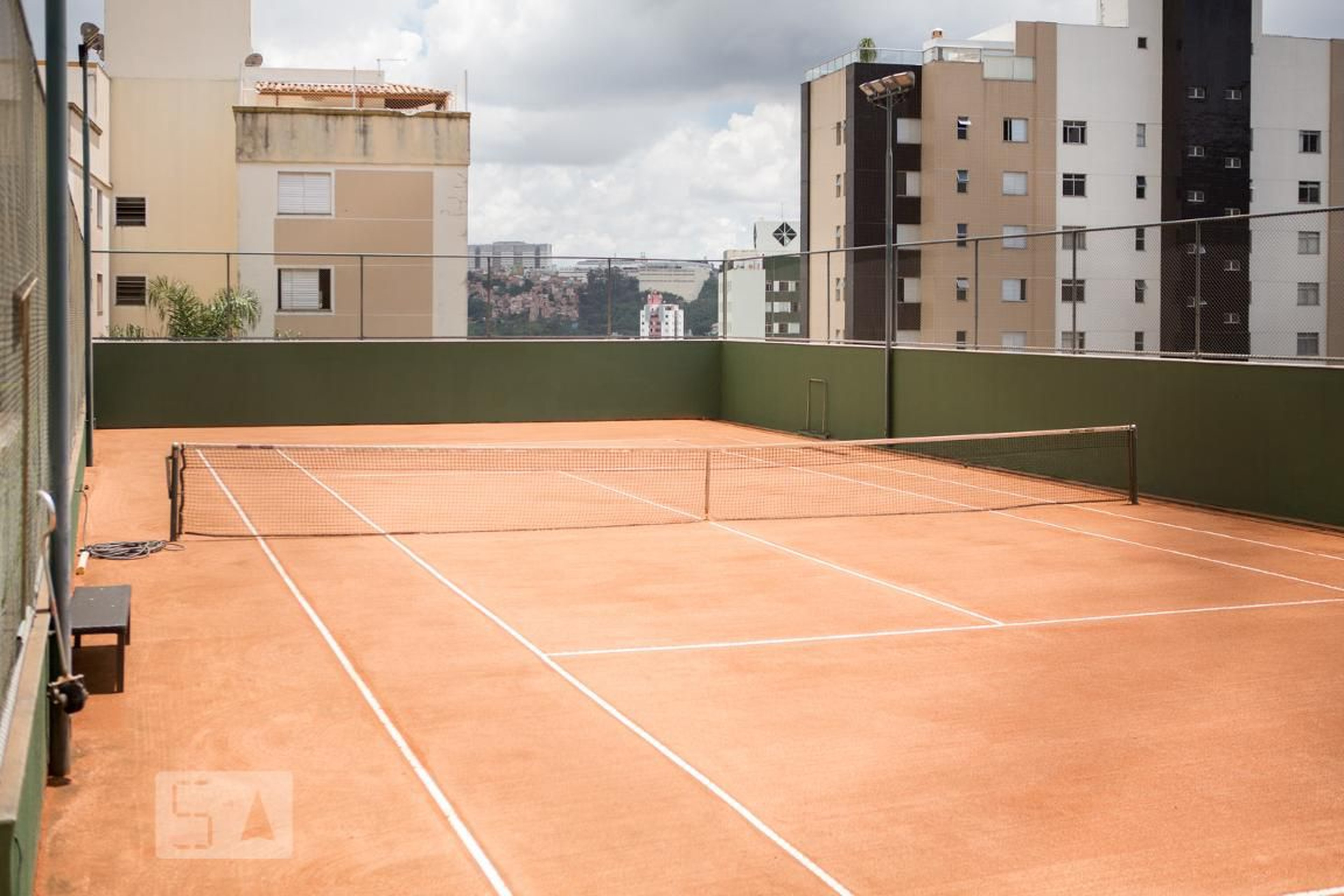 Quadra de tênis - Edifício Castanheira